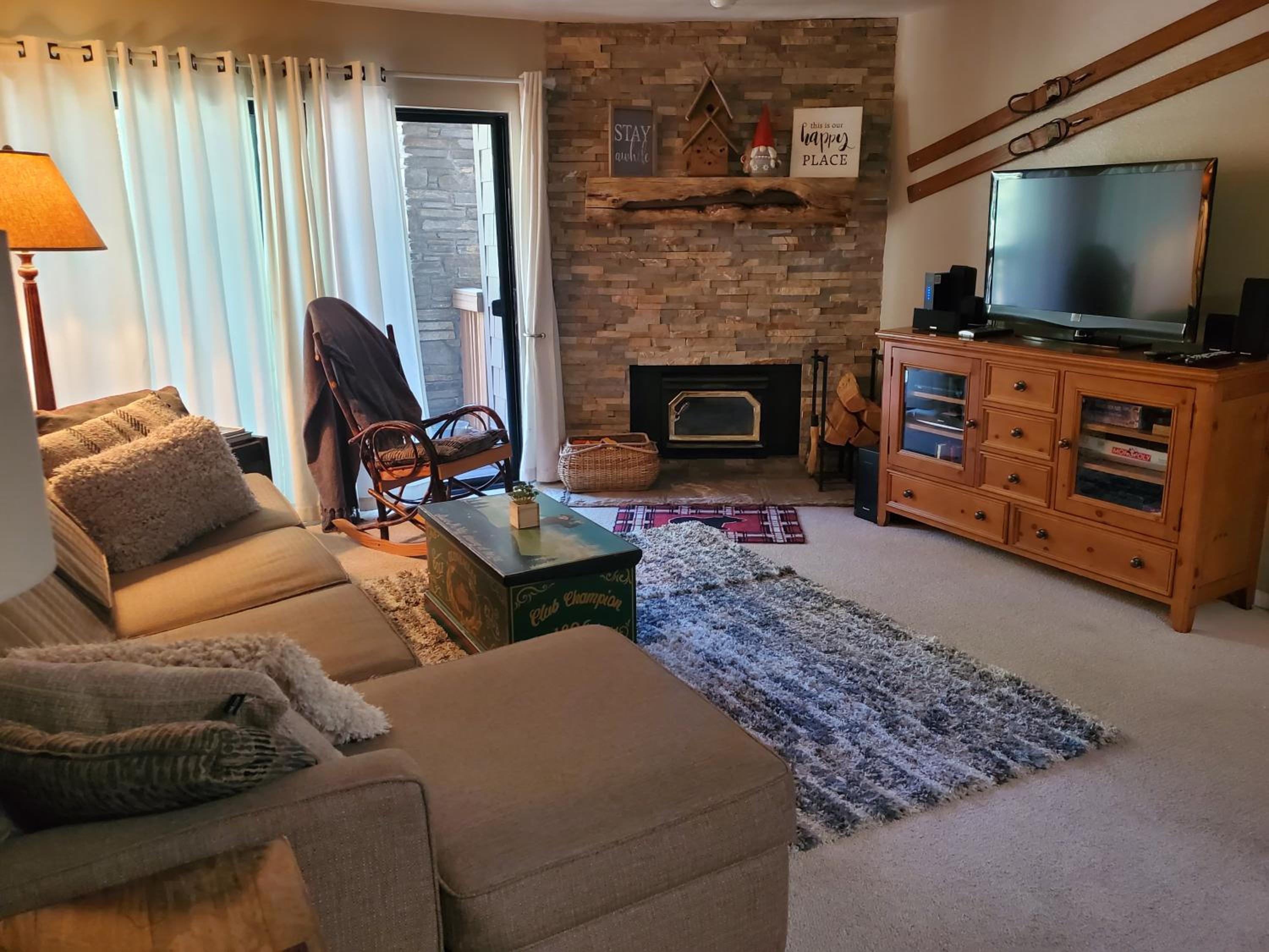 Summit Ski Resort 2BR-2BA, Mammoth Lakes view 5