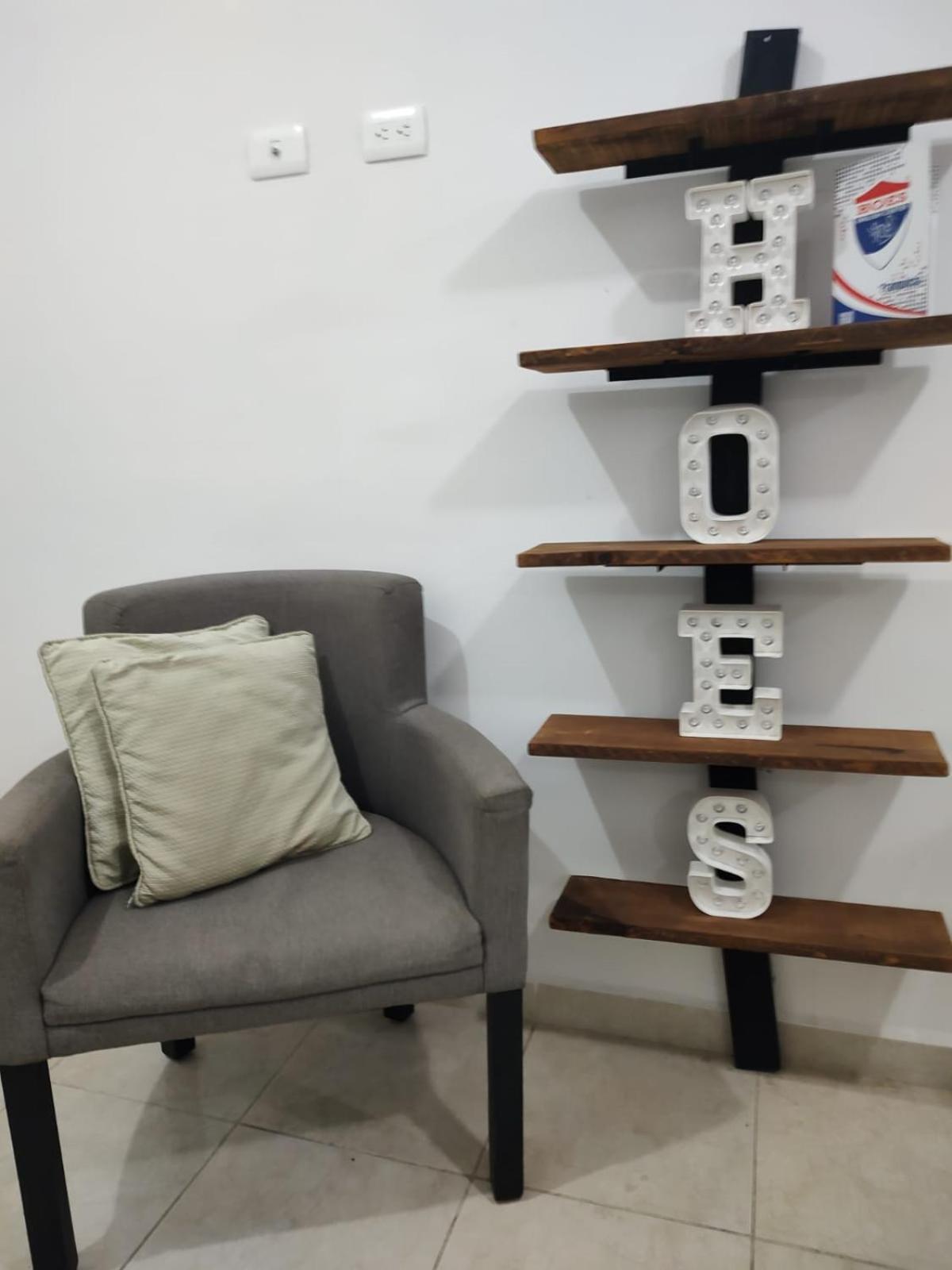 Lovely Apartment HOEStel Pedreira!
