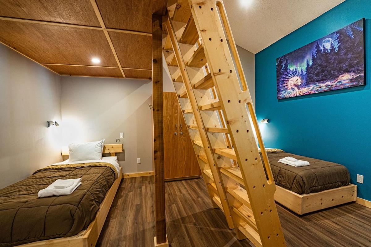 Journey's Perch by Revelstoke Vacations