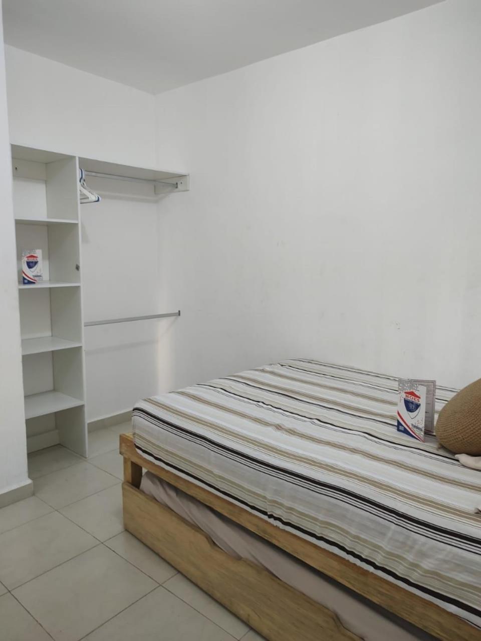 Pretty Apartment HOEStel Bacaret!