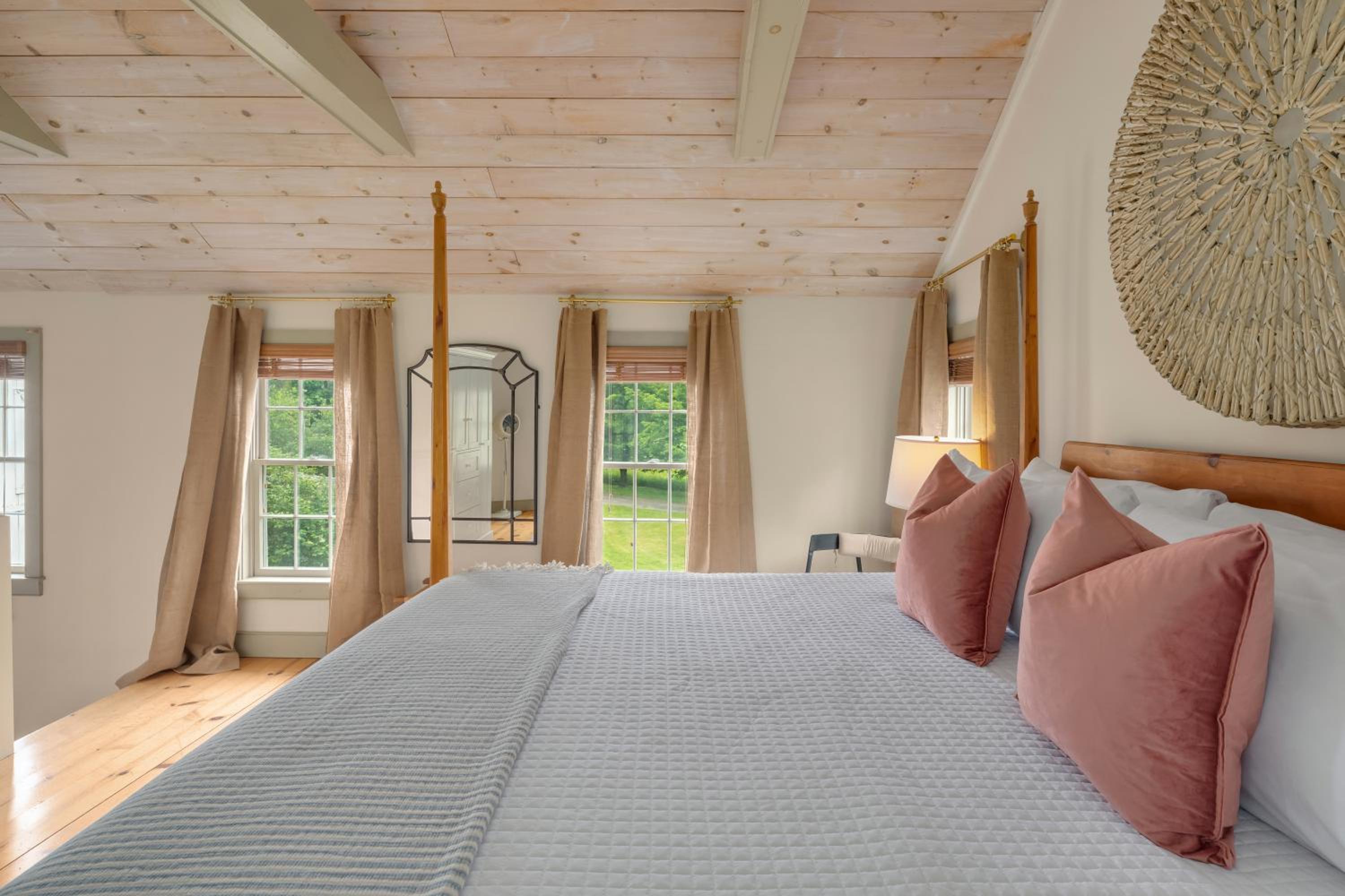Inn at Silver Maple Farm