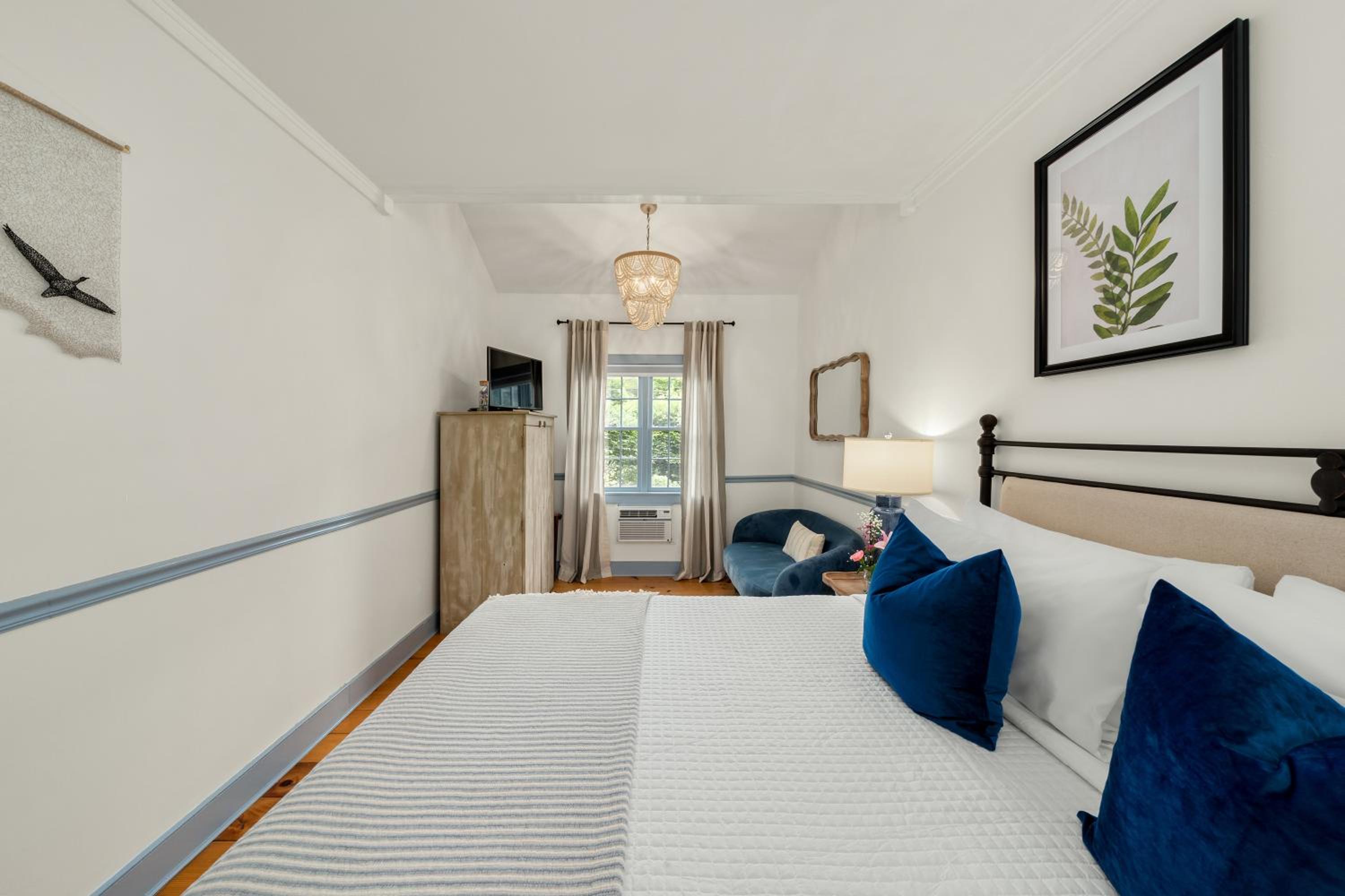 Inn at Silver Maple Farm