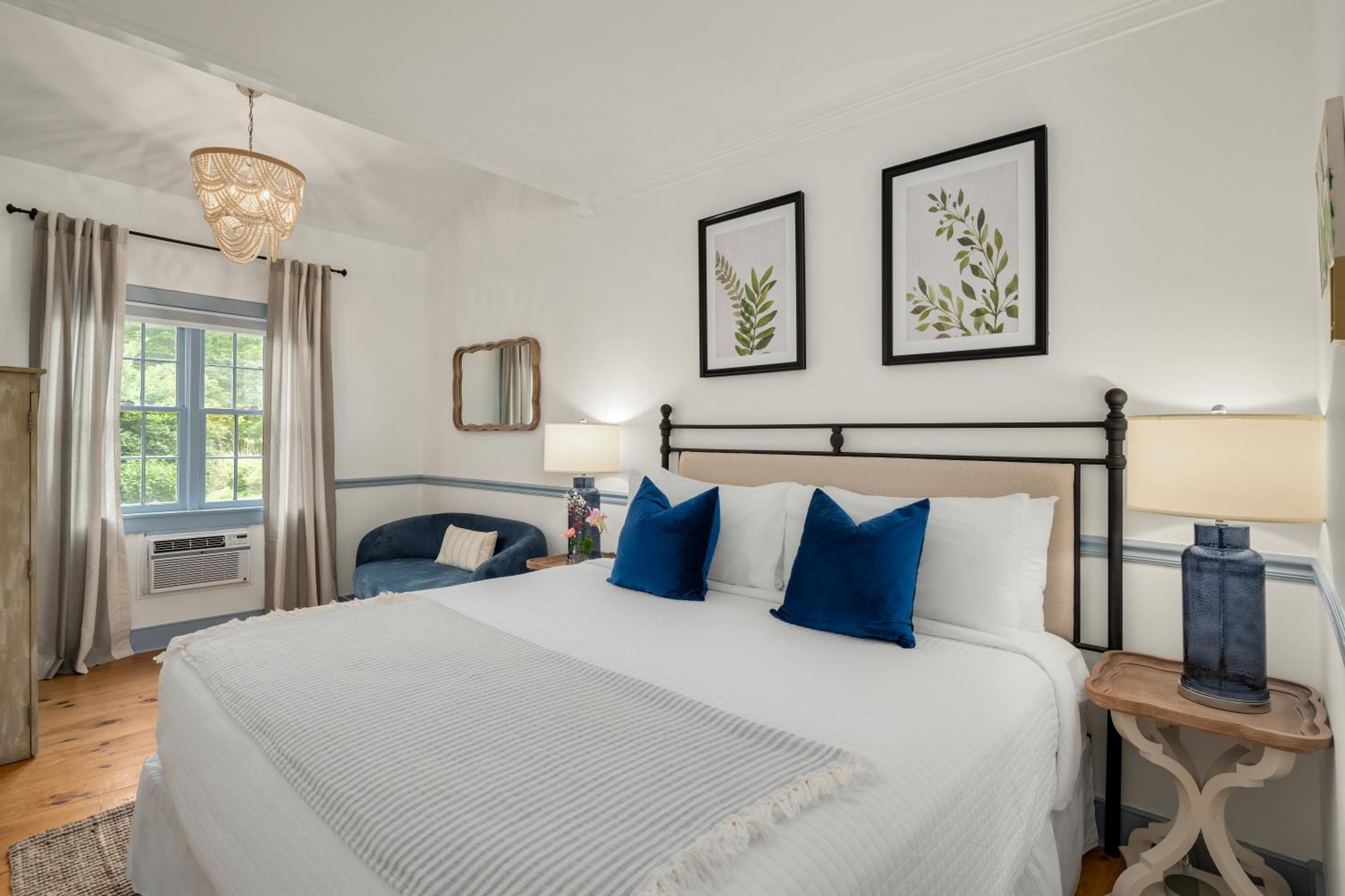 Inn at Silver Maple Farm