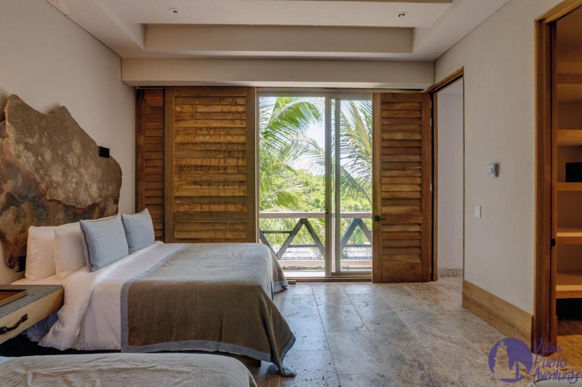 Casa Caleta 6 Bdrm with Amazing Private Beach — photo 4