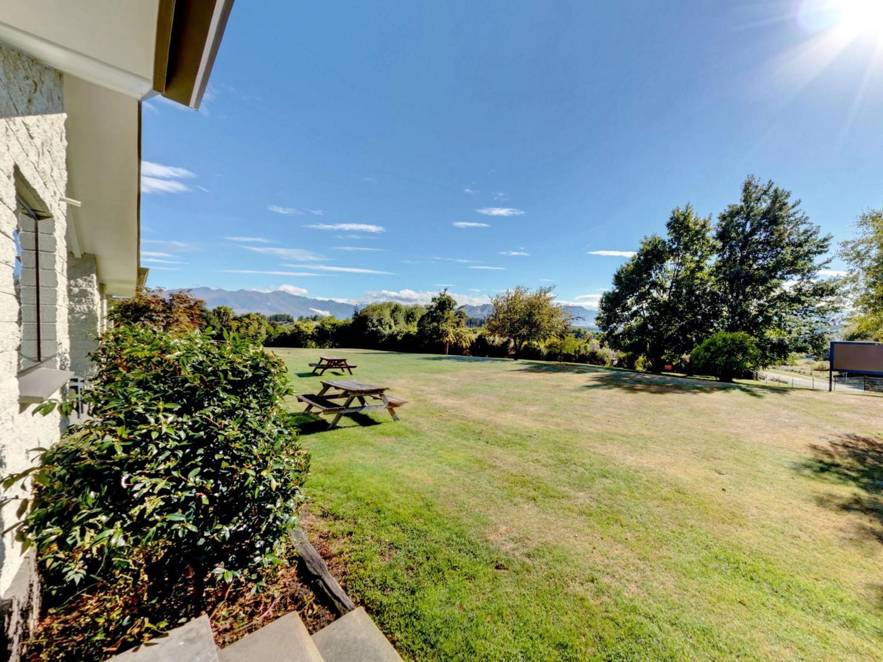 Wanaka TOP 10 Holiday Park 12