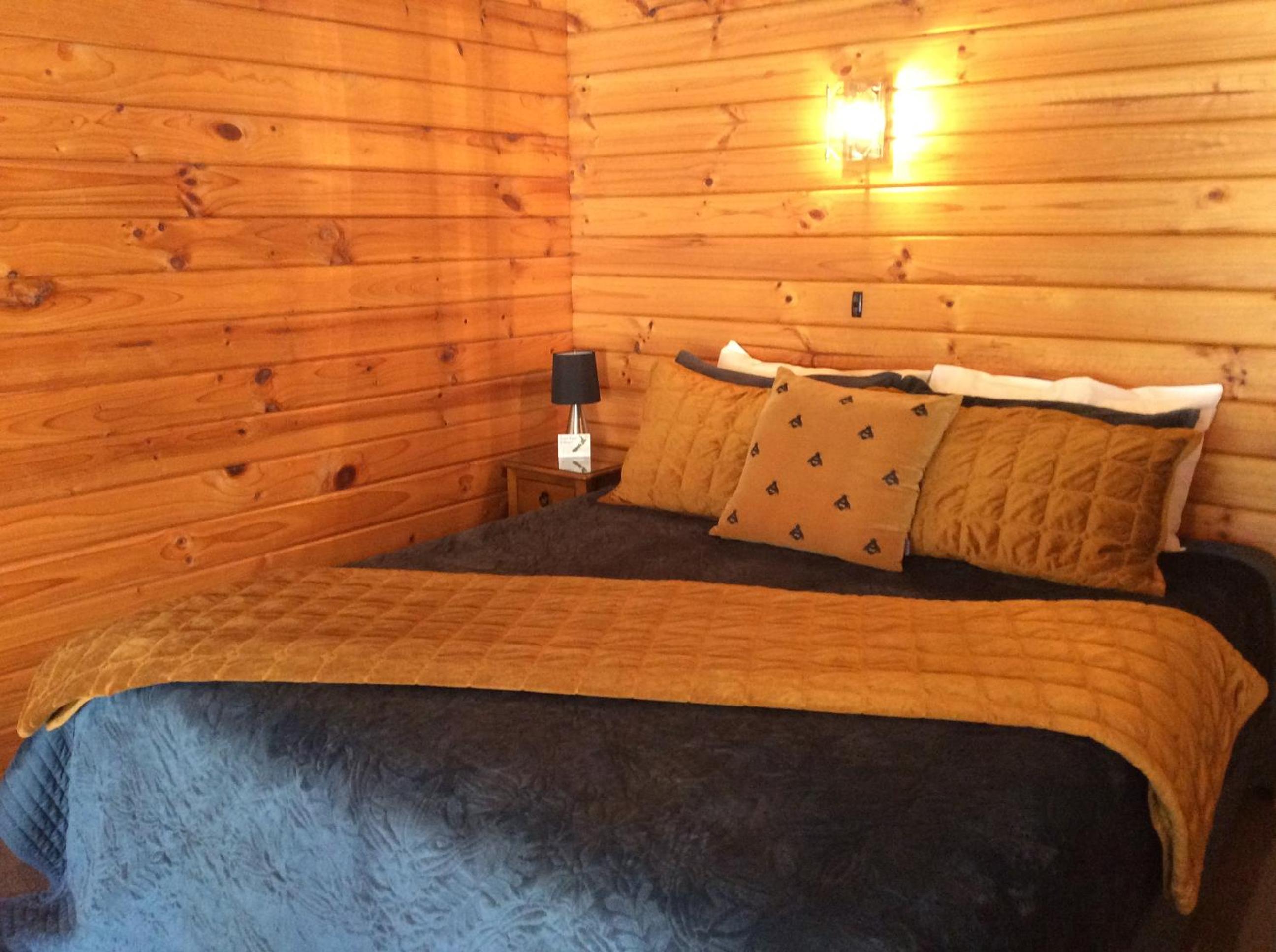 Alpine Lodge Motel