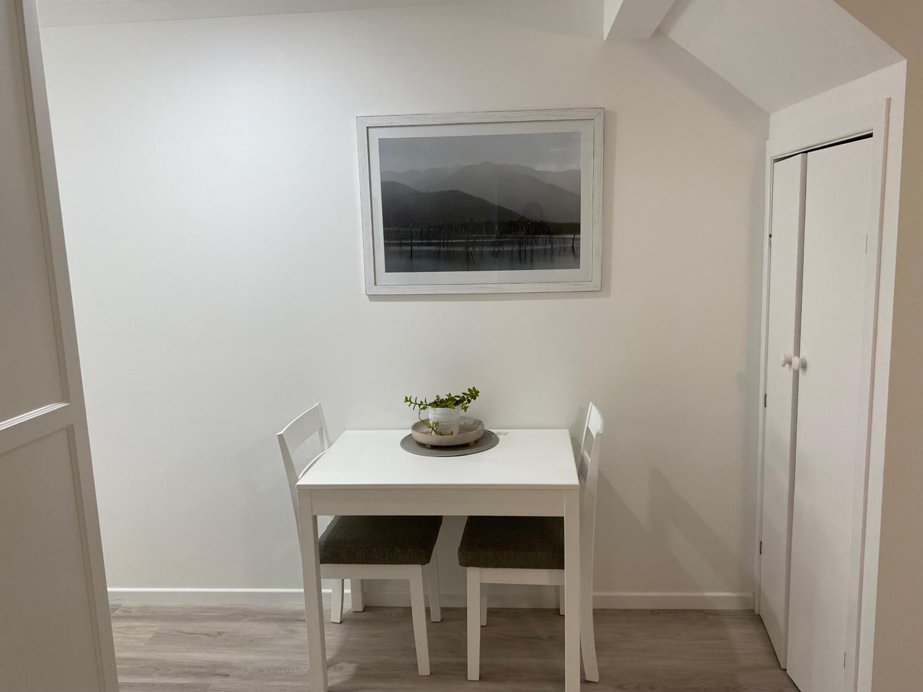 Rainbow Beach Dream Newly Renovated Stylish One Bedroom Apartment