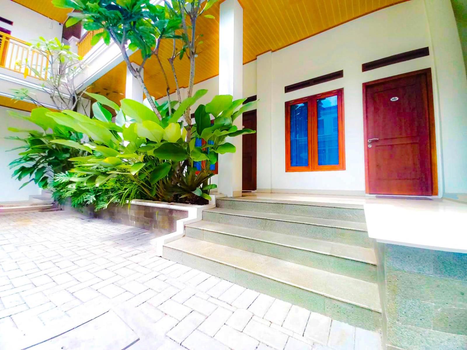 Hometown Residence