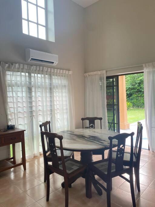 Villa Teratai 878 @ A'Famosa Resort photo 5