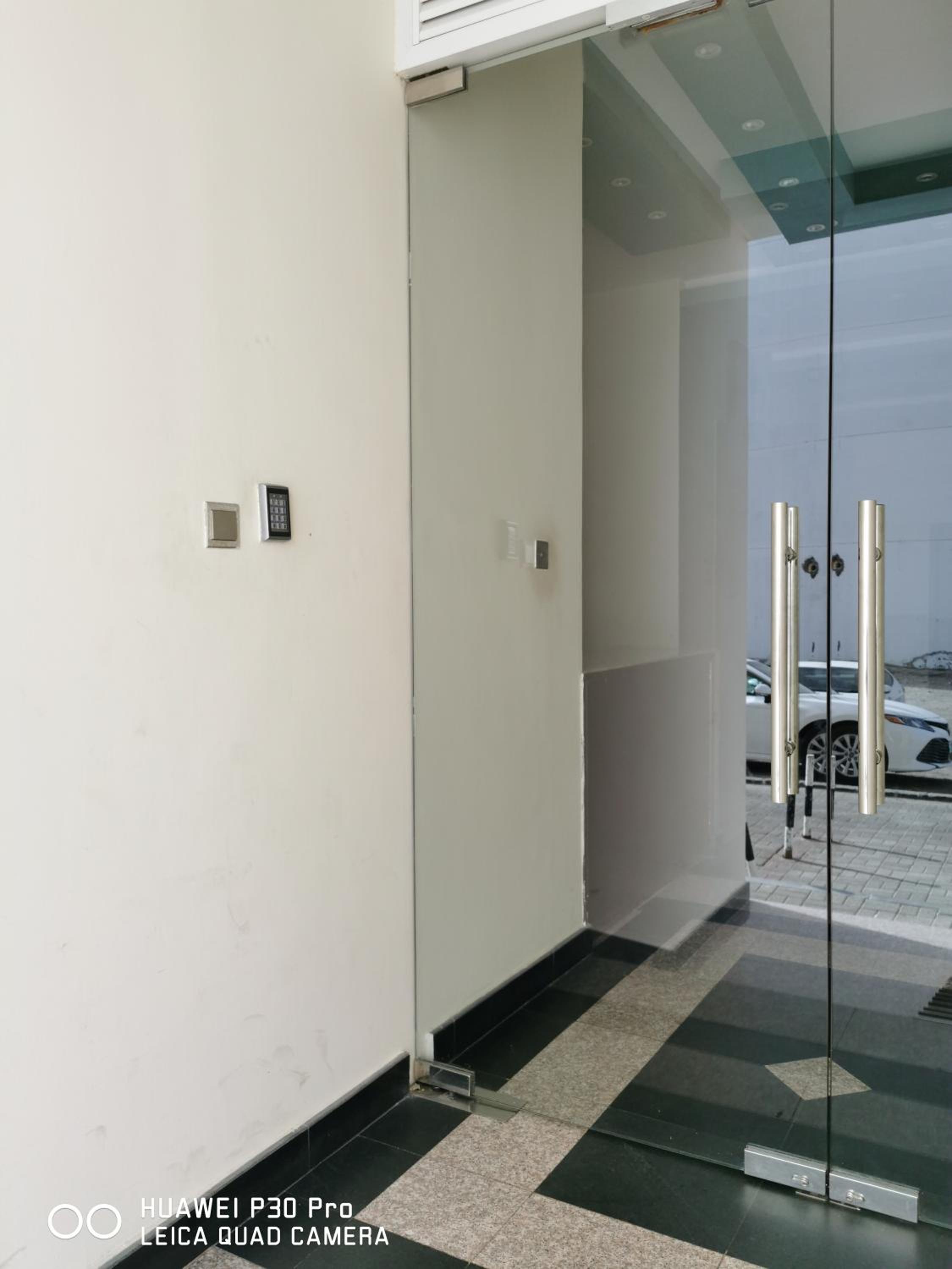 Amazing 2BR pent house flat with mountain view view 3
