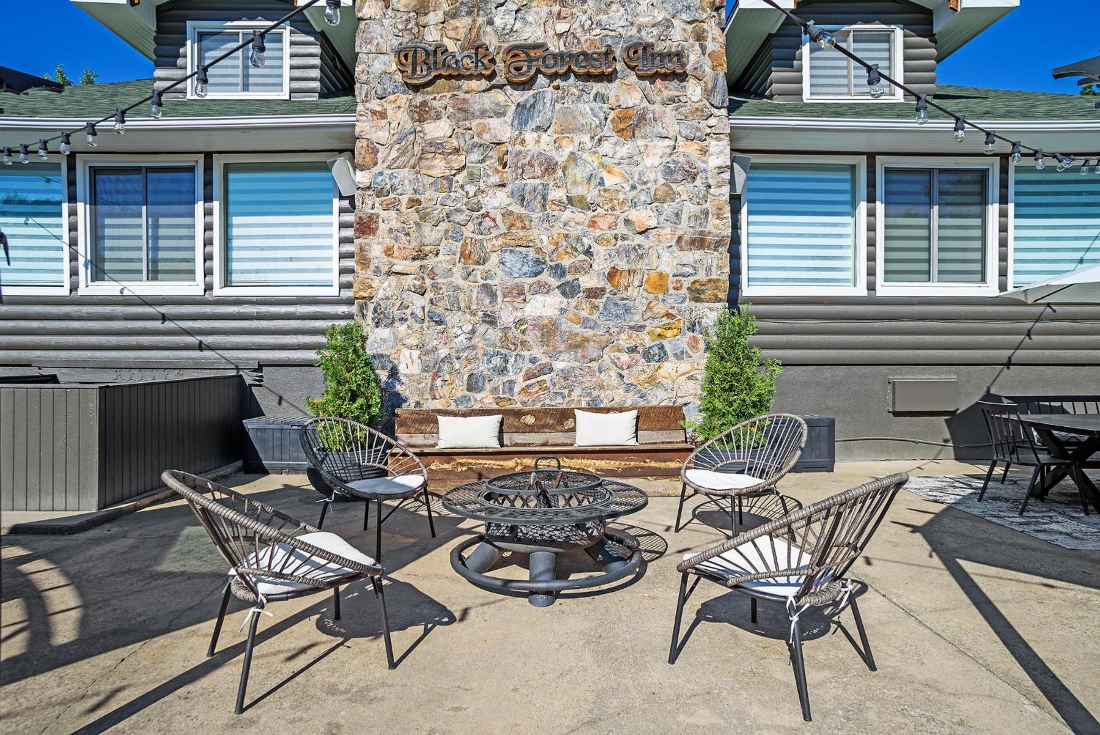 Black Forest Inn Bed & Breakfast