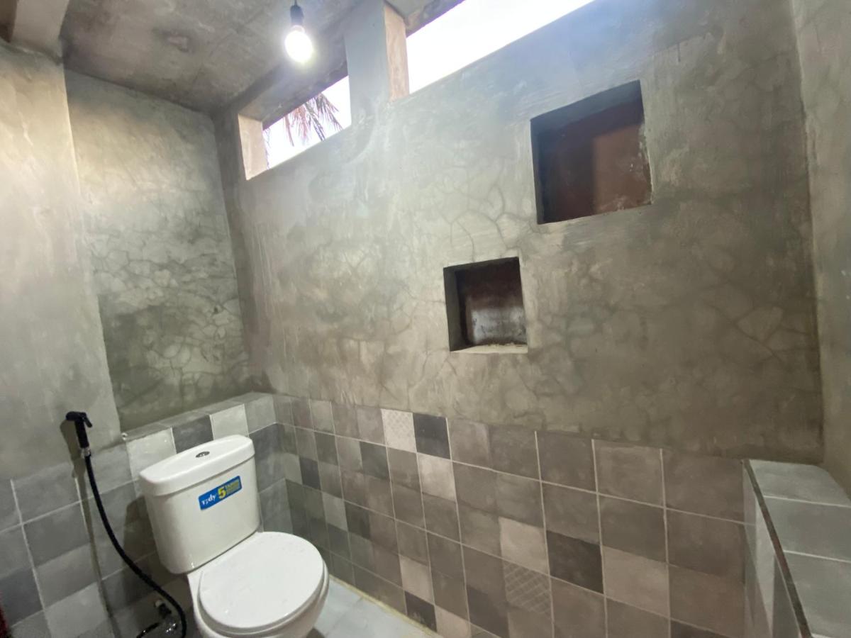 Black Sand hostel Amed view 5