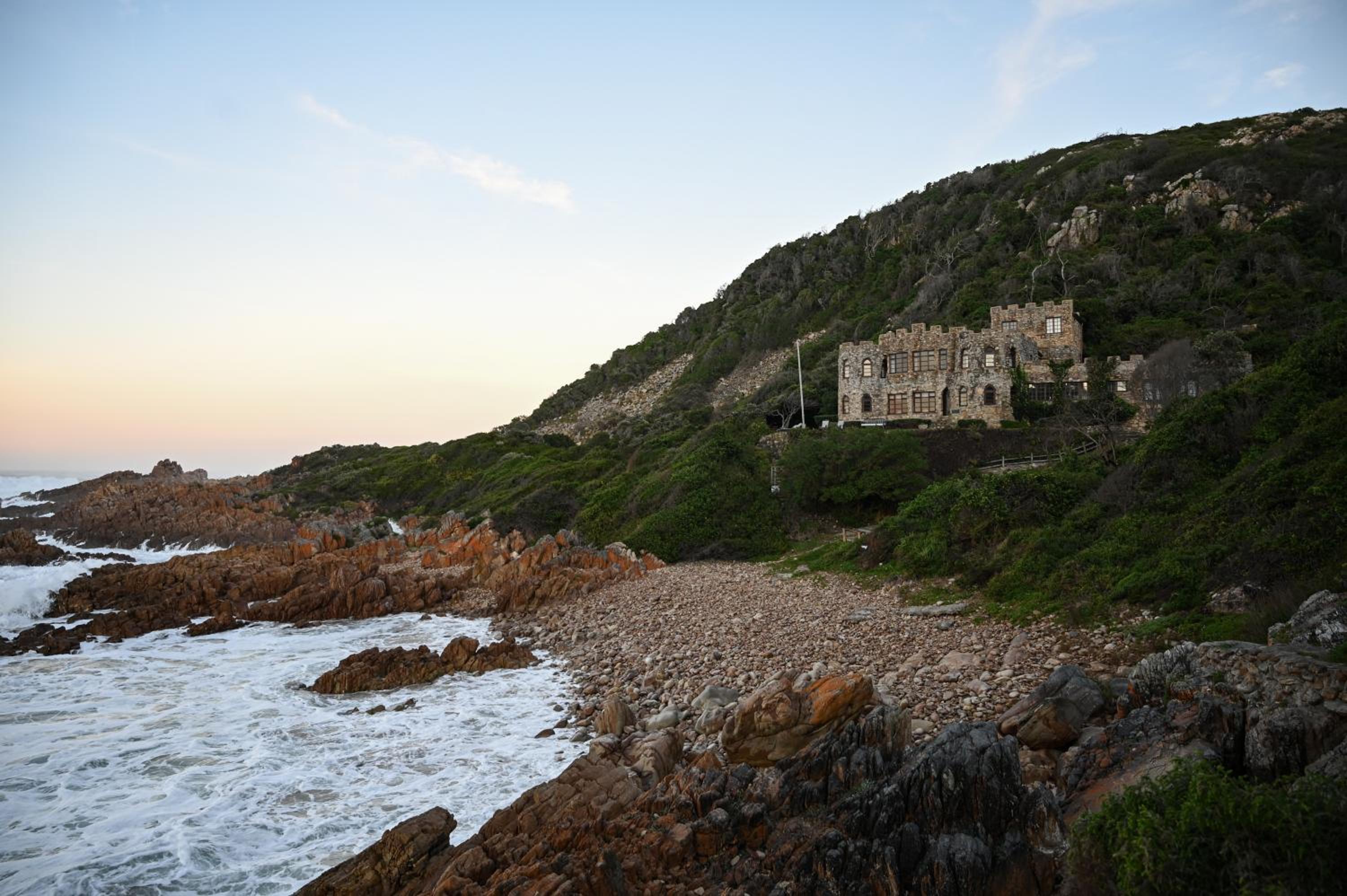Buccara Noetzie - Lindsay Castle