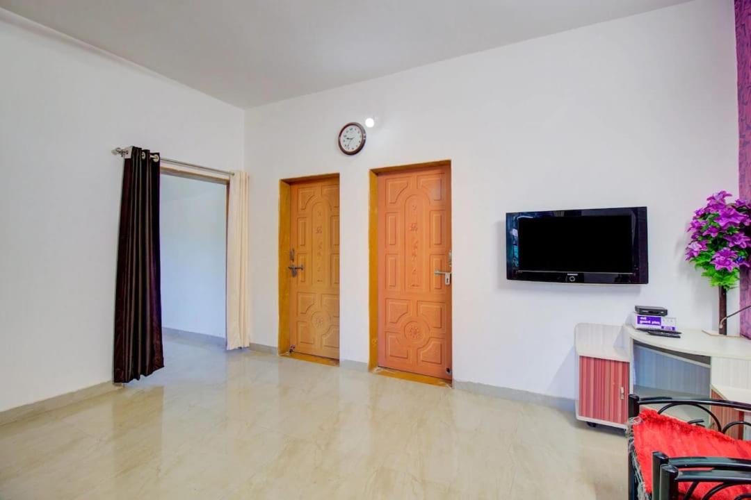 Pink Sole 6BHK view 2
