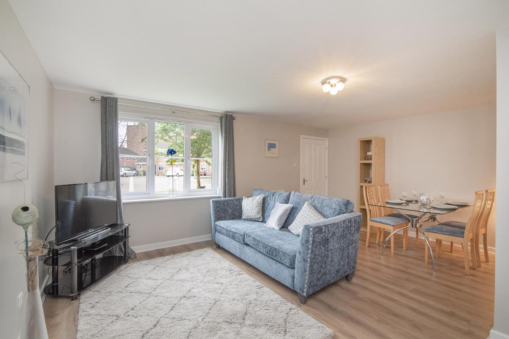 The Nelson - Spacious City Property and Free Parking view 3