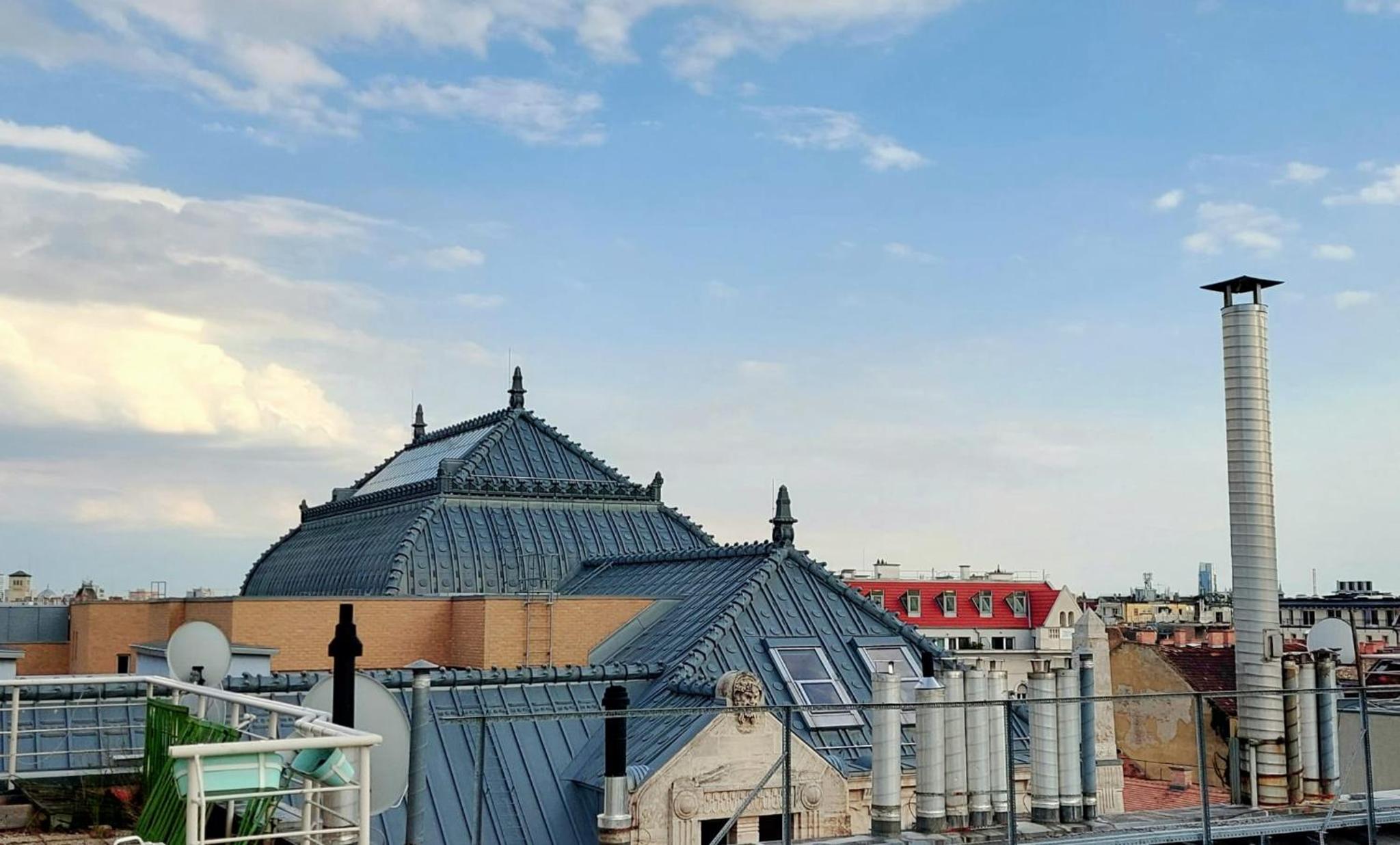 A+ Budapest Downtown Apartments view 3