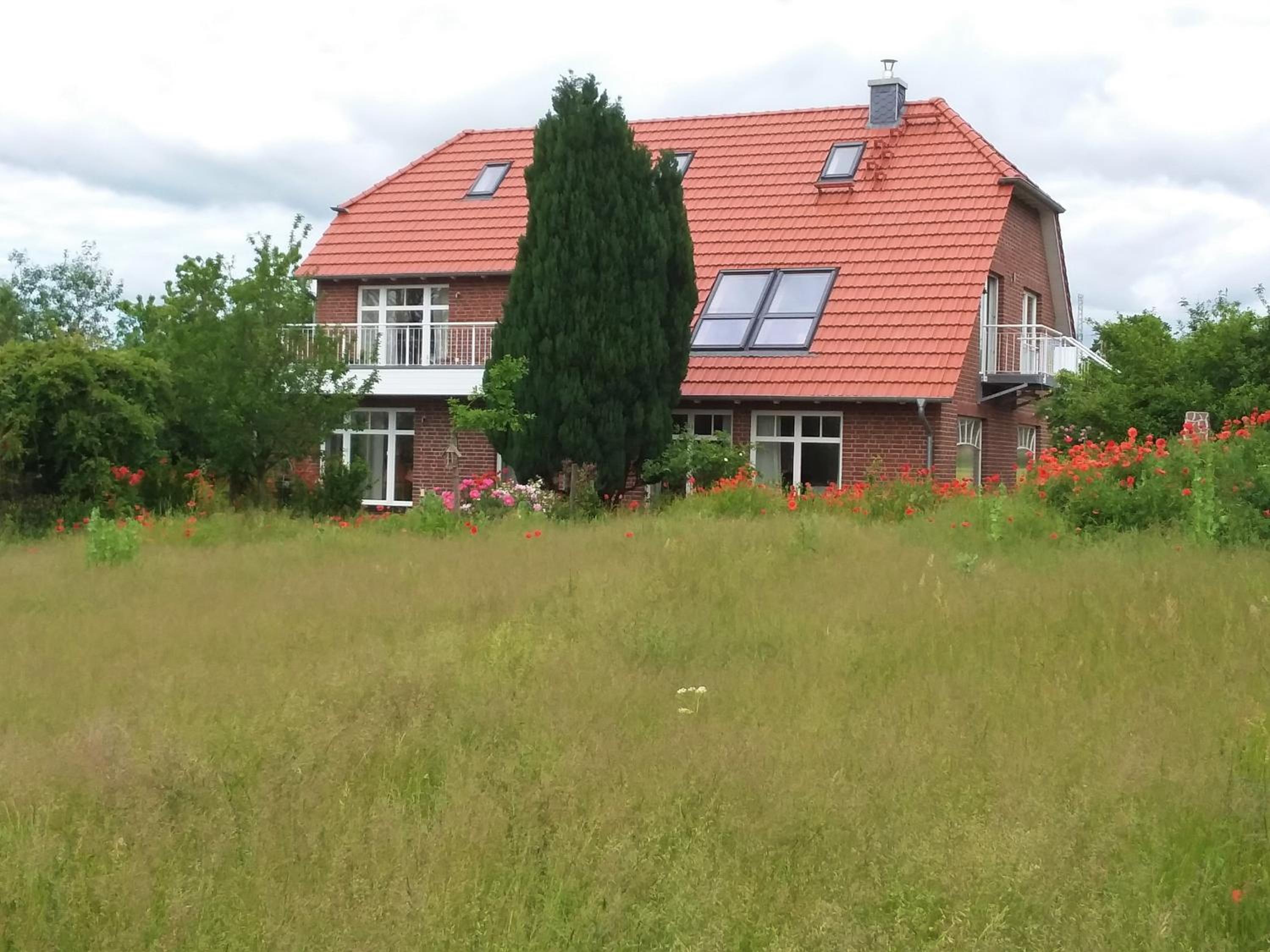 Haus Rosengarten- Ruhige Ferienwohnungen im Grünen
