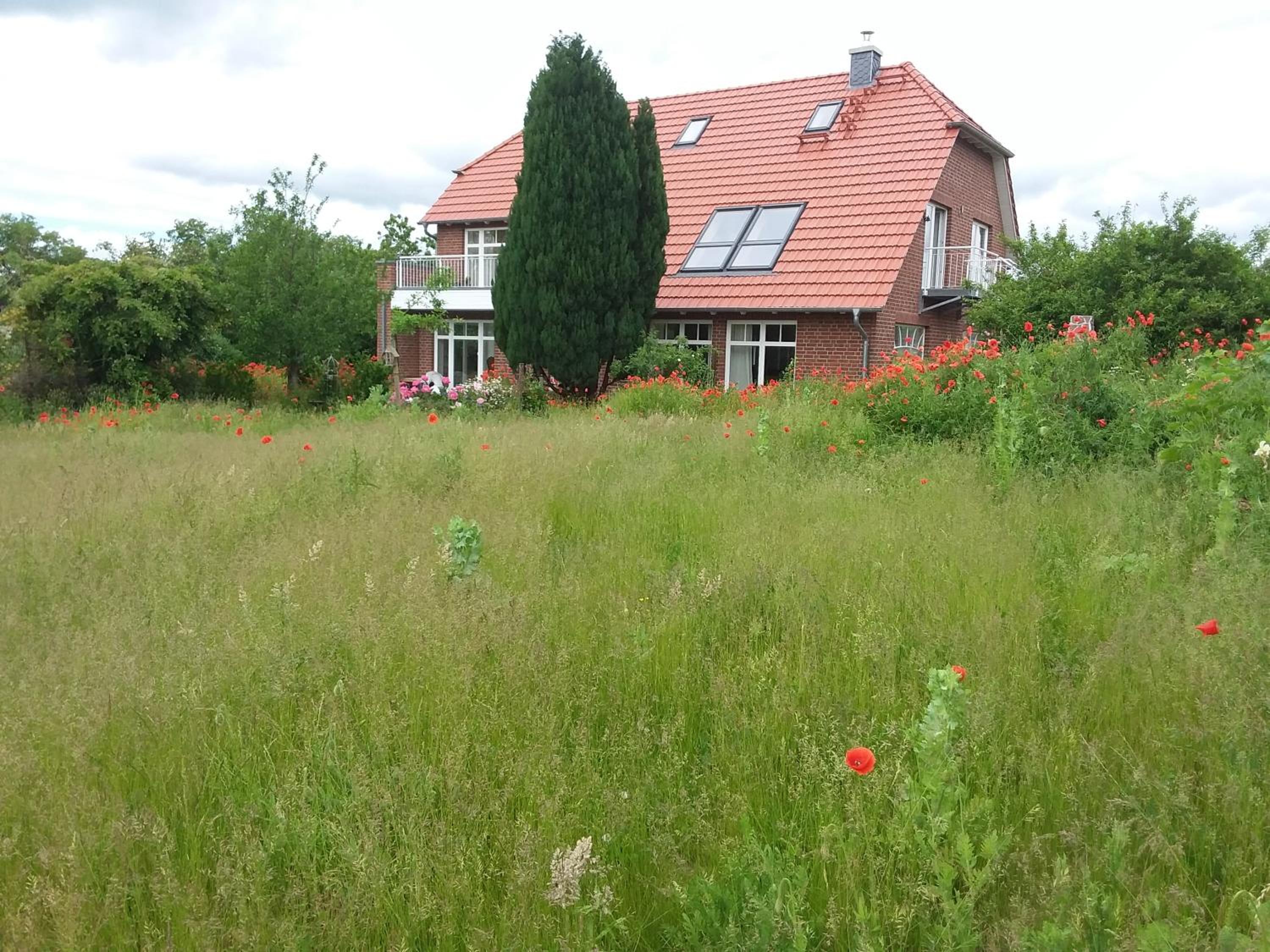 Haus Rosengarten- Ruhige Ferienwohnungen im Grünen