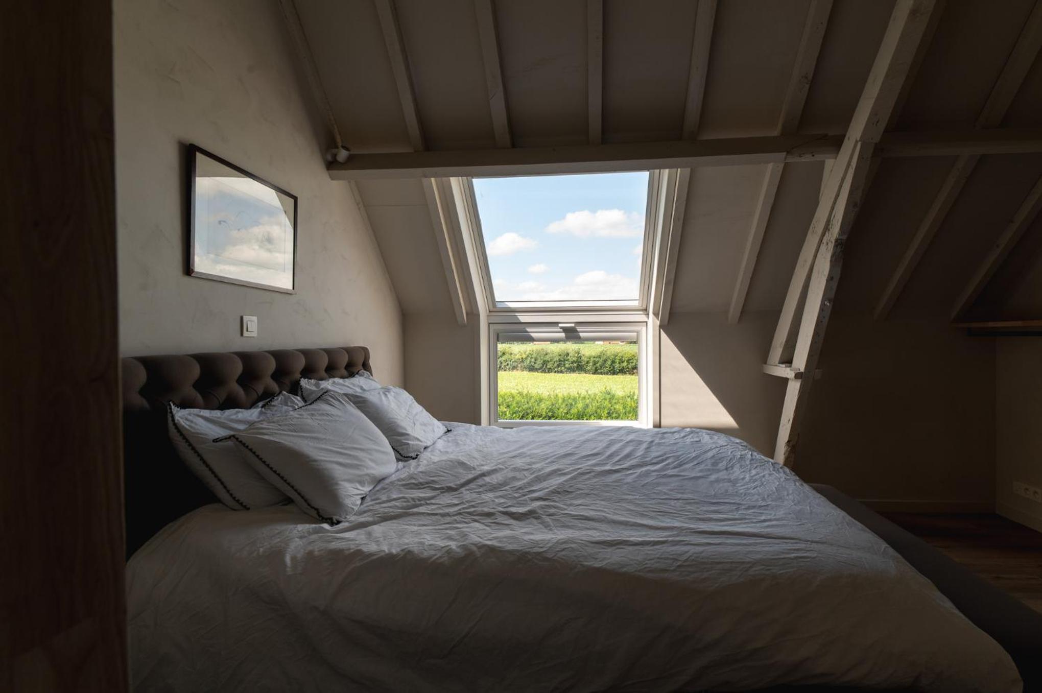 Farmhouse Hoeve Den Ast 5 separate bedrooms with bathrooms