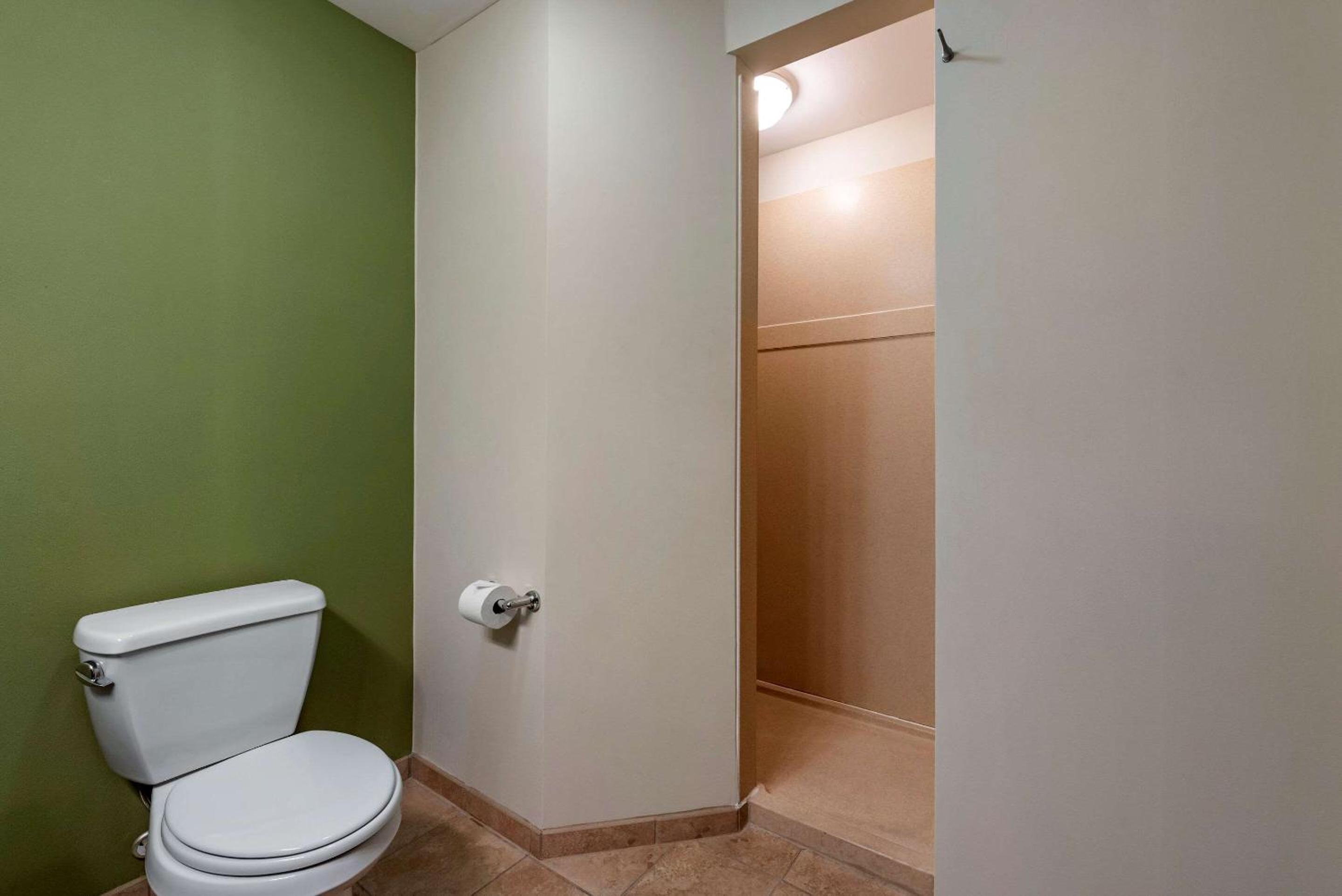 Sleep Inn  Suites Oakley I-70 - Property Image 33