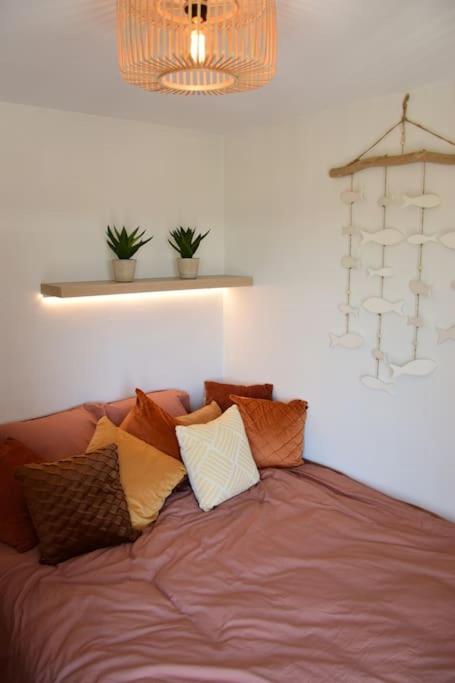 Mireille's Beach Studio