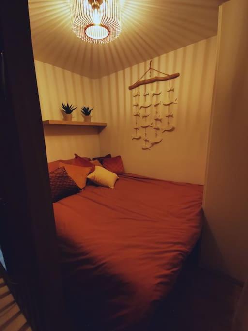 Mireille's Beach Studio