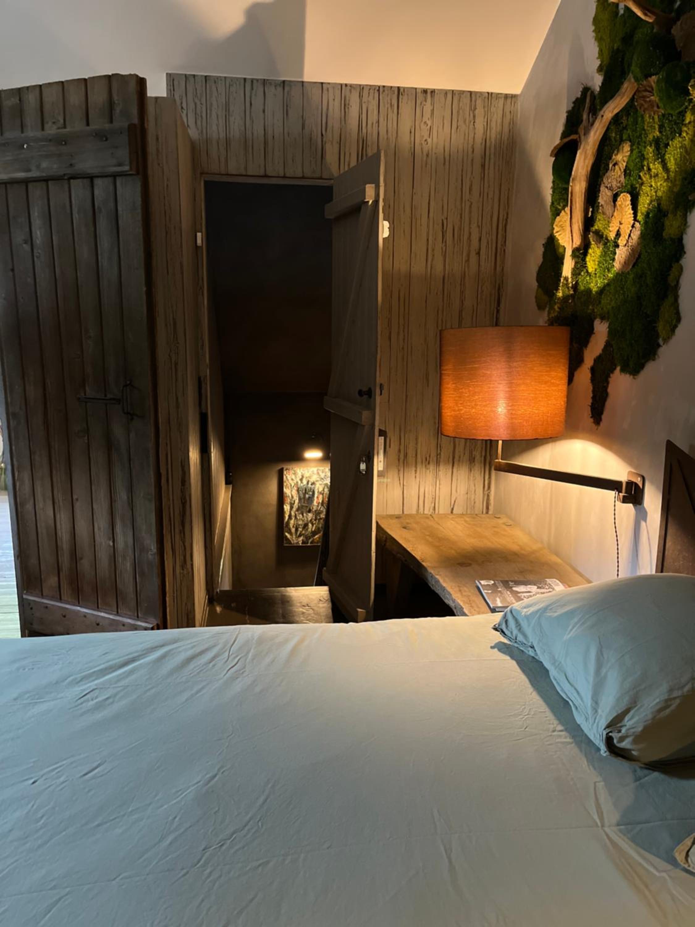 Édouard Garden Café Guest Room