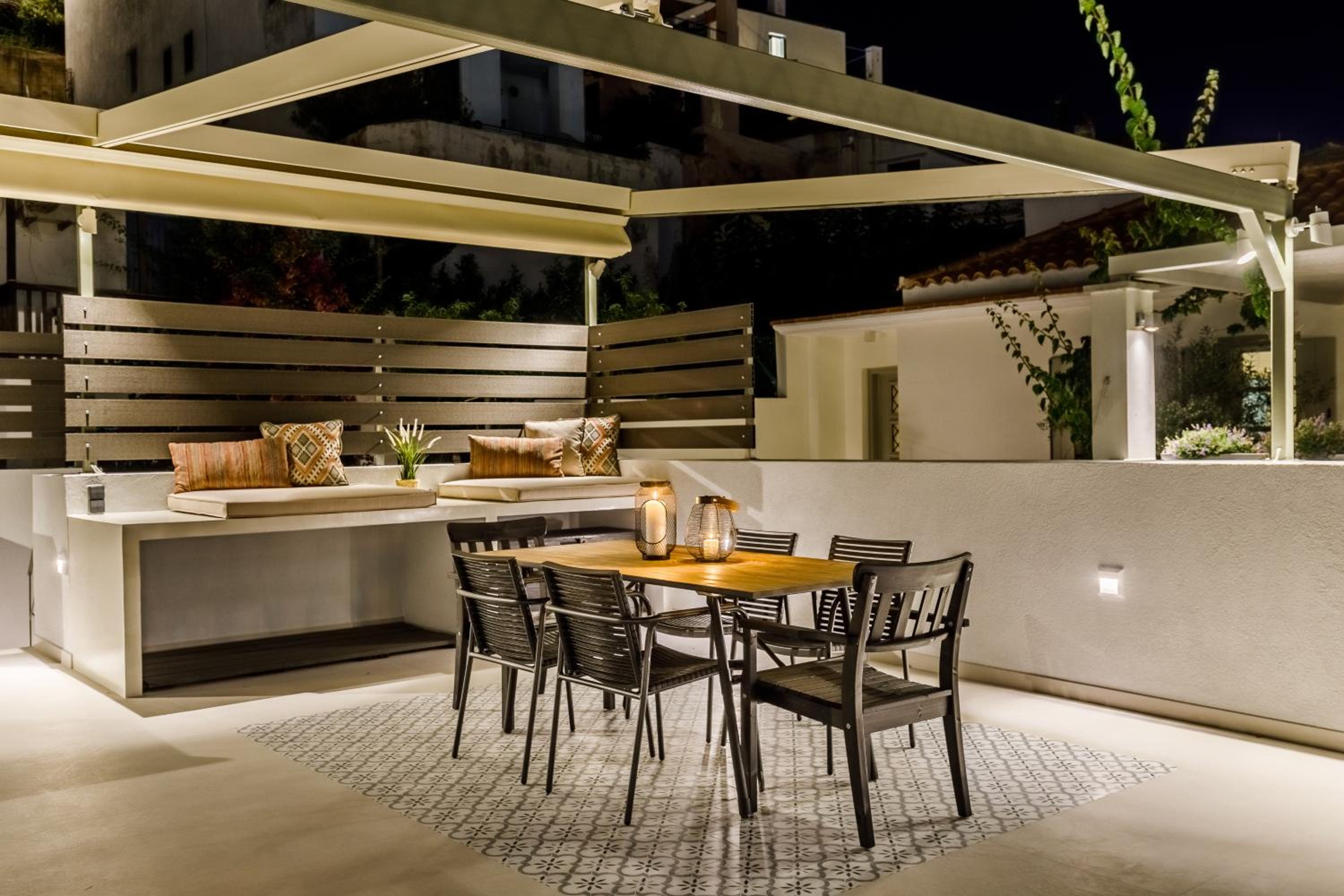 Breezy Rooftop House