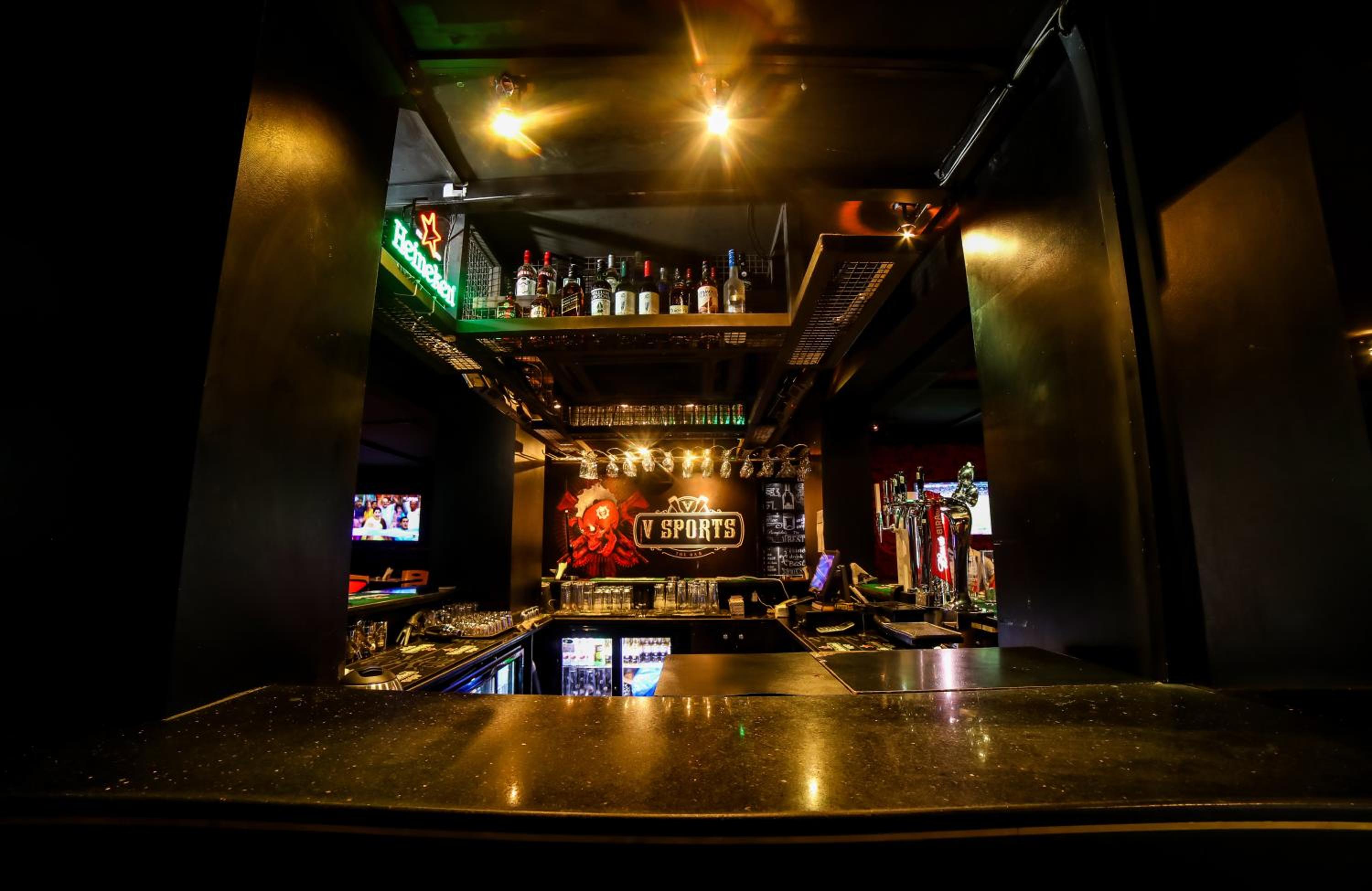 bar