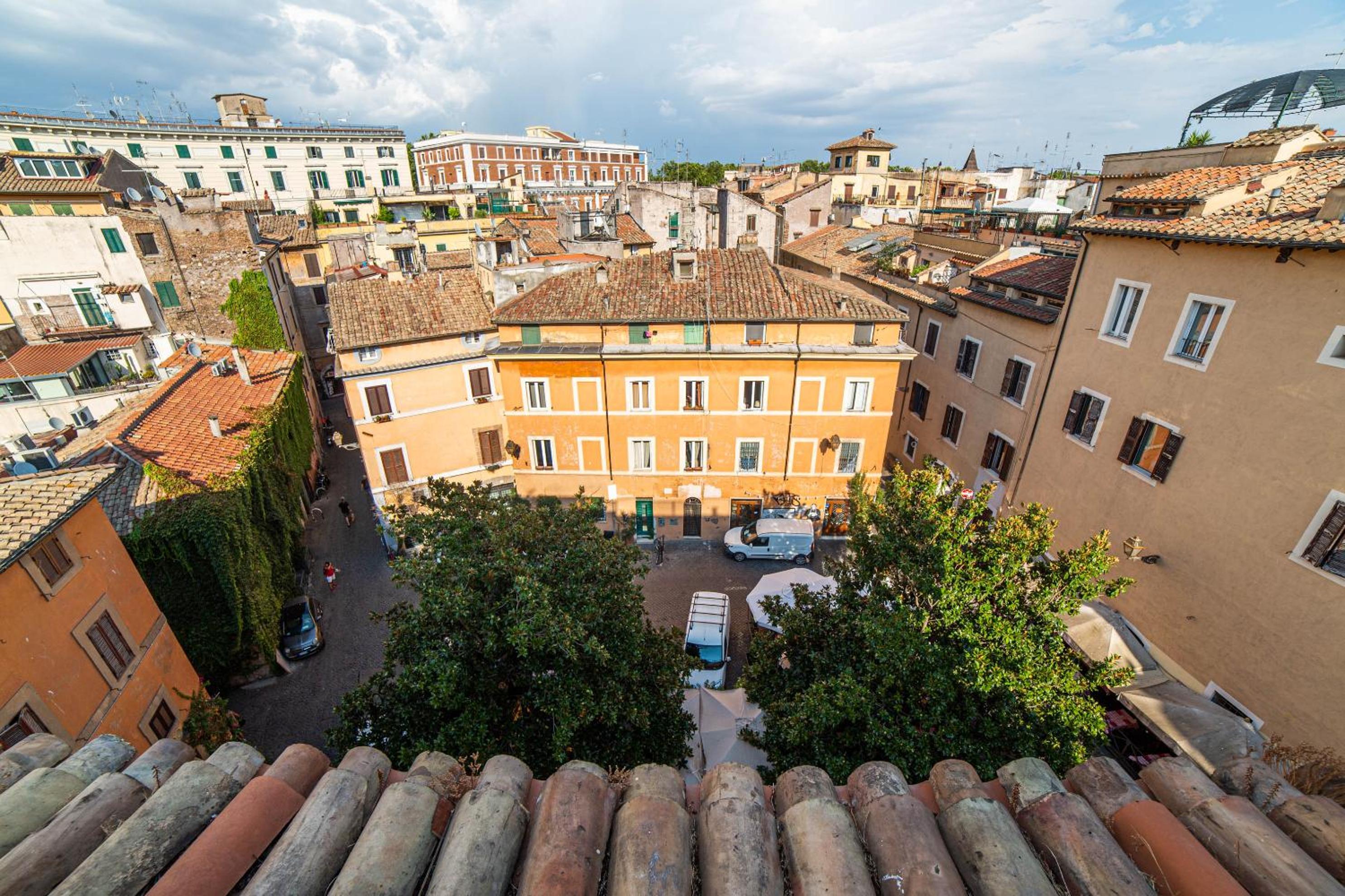 Luxury Top Floor in Trastevere
