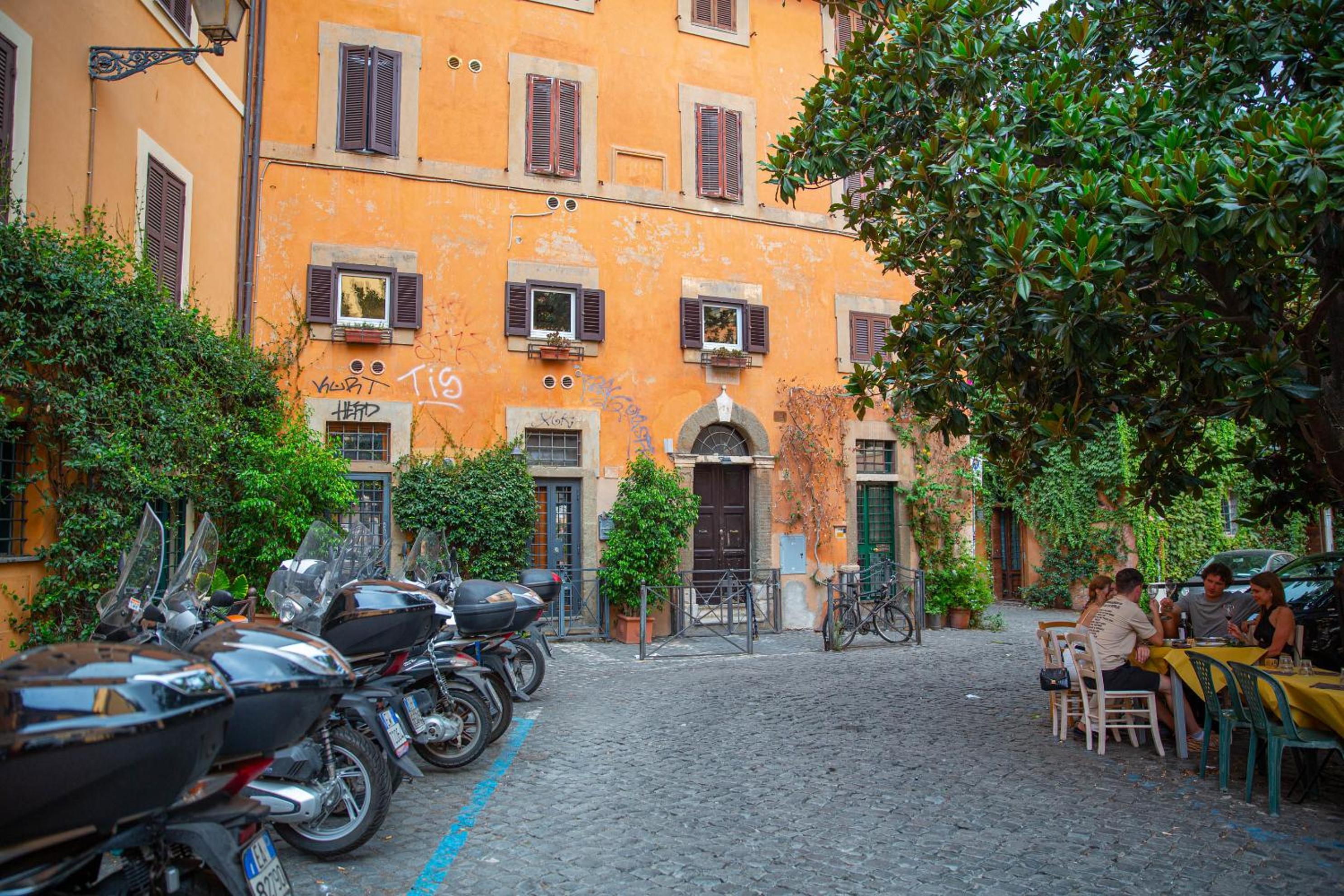 Luxury Top Floor in Trastevere