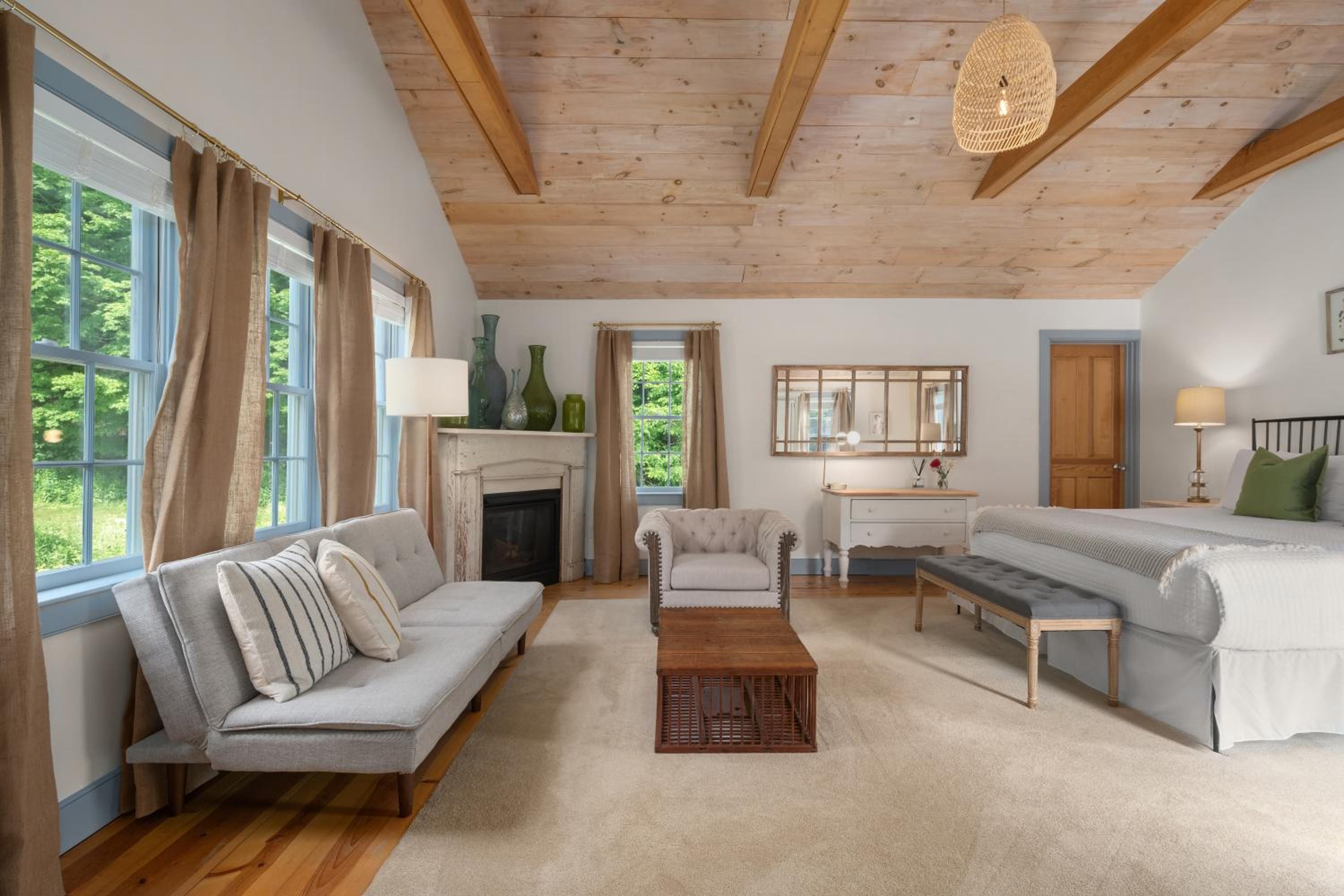 Inn at Silver Maple Farm