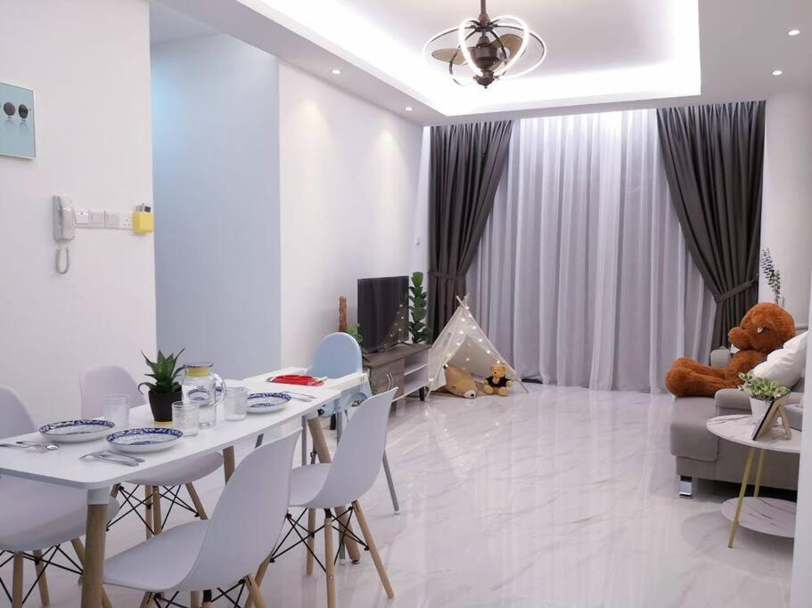 Hanns&KingBed&WIFI&Pool& Parking&Sauna&Sunshine Classic Comfort Homstay photo 1
