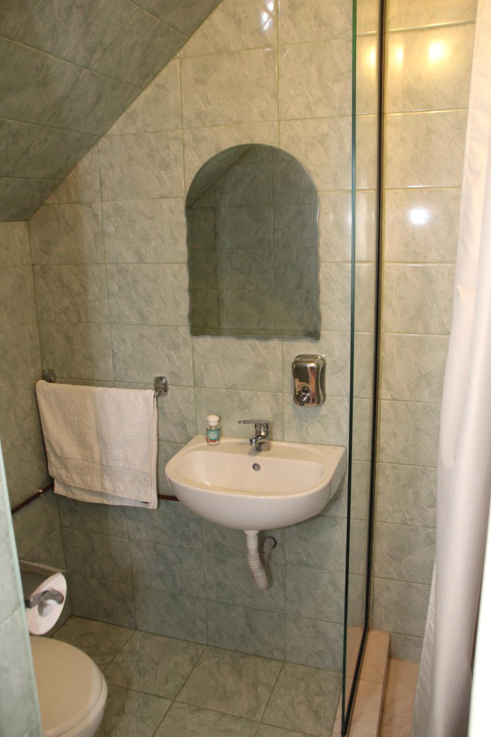 Photo 46