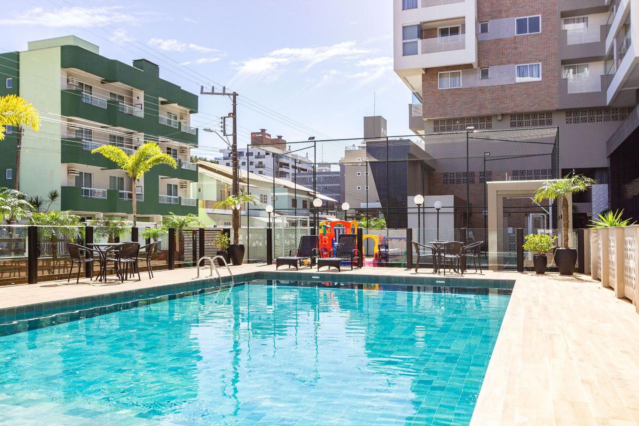 Terrazzo Club Residence 407-B - Apartamento em Bombas - Jacuzzi - Piscina - Quadra Poliesportiva