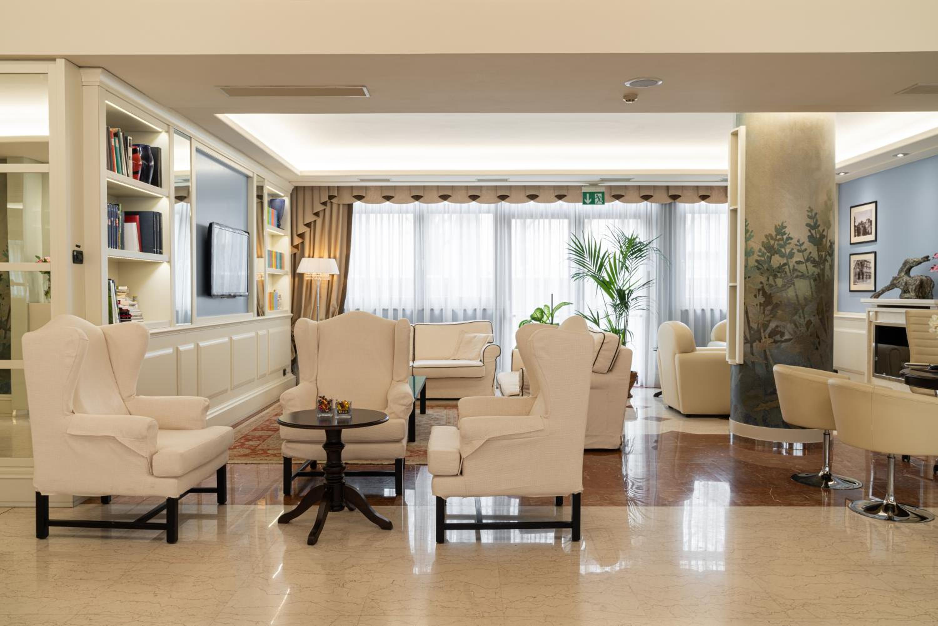 Soave Roxy Apartments view 5