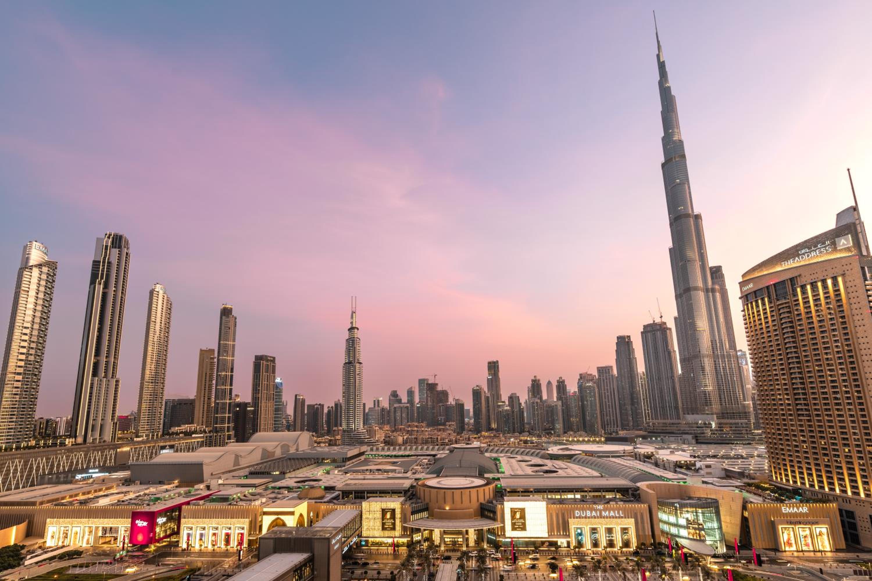 Elite Royal Apartment - Panoramic Full Burj Khalifa, Fountain & Skyline View - ACed direct connection to Dubai Mall - Governor