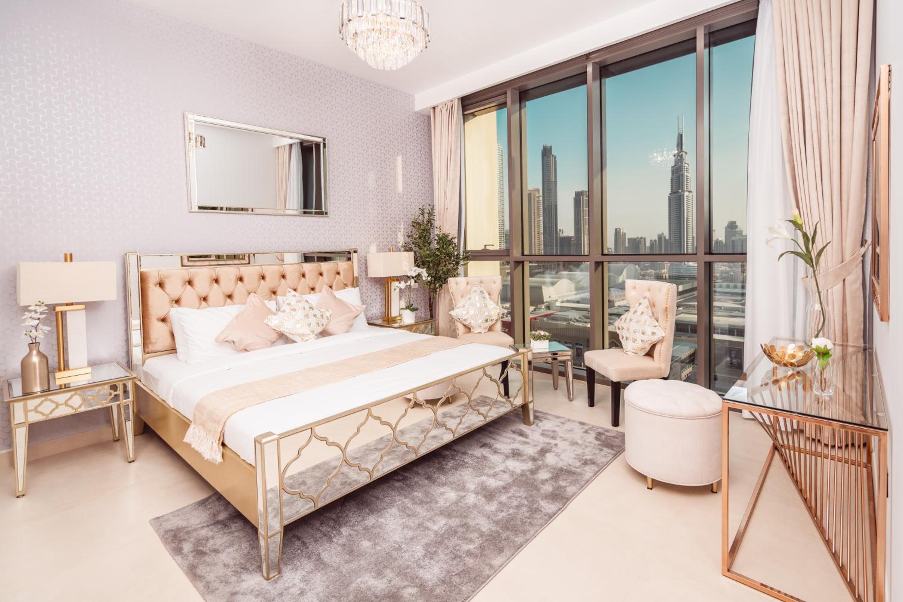 Elite Royal Apartment - Panoramic Full Burj Khalifa, Fountain & Skyline View - ACed direct connection to Dubai Mall - Governor