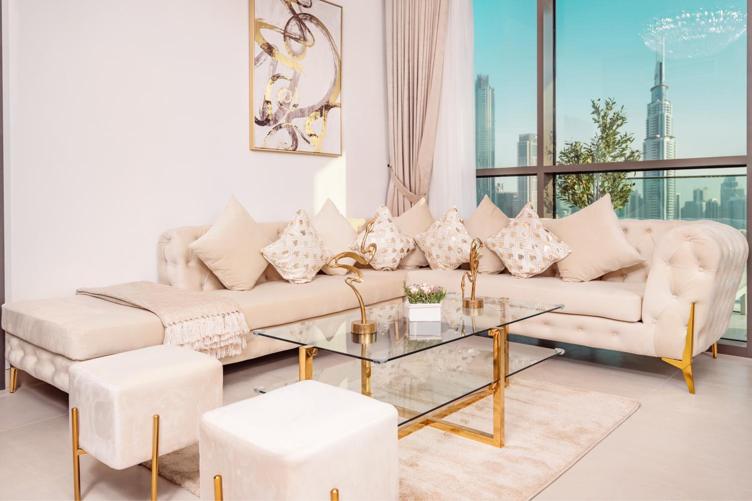 Elite Royal Apartment - Panoramic Full Burj Khalifa, Fountain & Skyline View - ACed direct connection to Dubai Mall - Governor