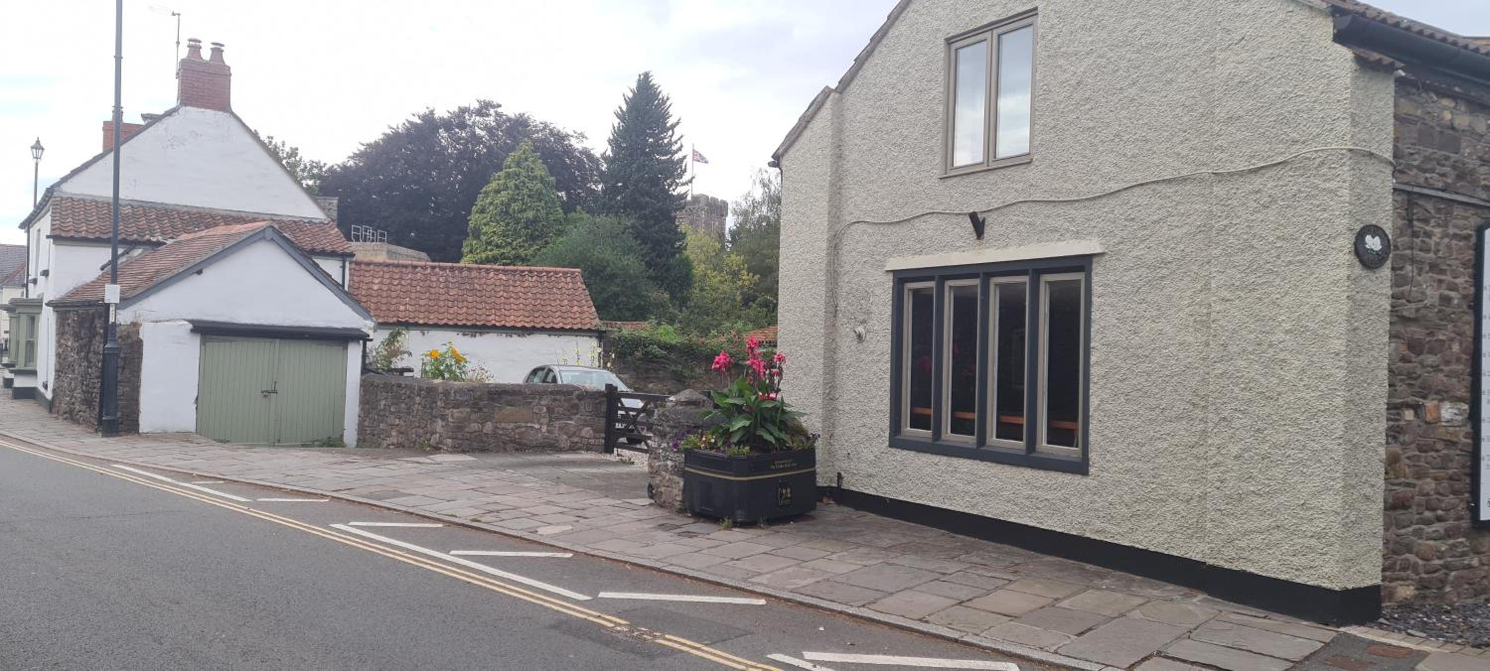 1 Bed Flat - Sleeps 2 - Parking - Wifi view 5