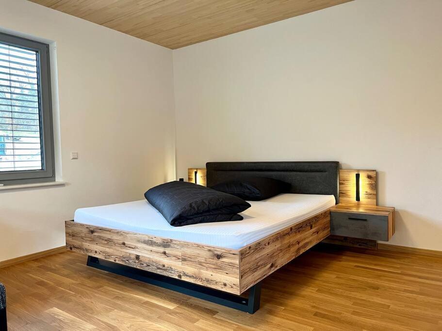 Studio Tiengen - zentraler Neubau - Barrierefrei im Erdgeschoss