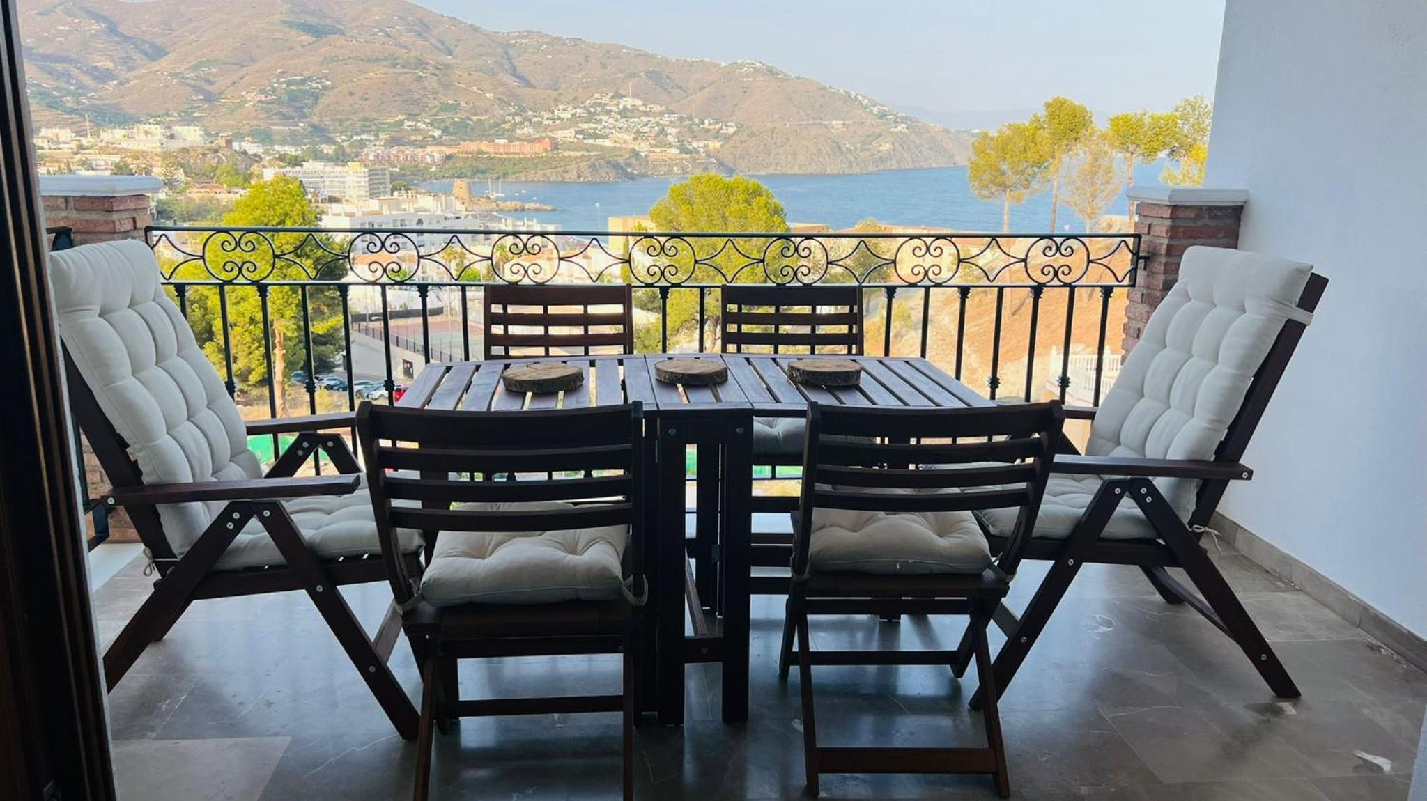 Hotel Casa adosada panorámica al mar - Image 1