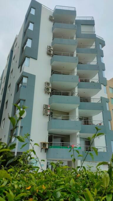 Hotel Departamento en Tonsupa frente al mar, Arena Plaza - Image 1