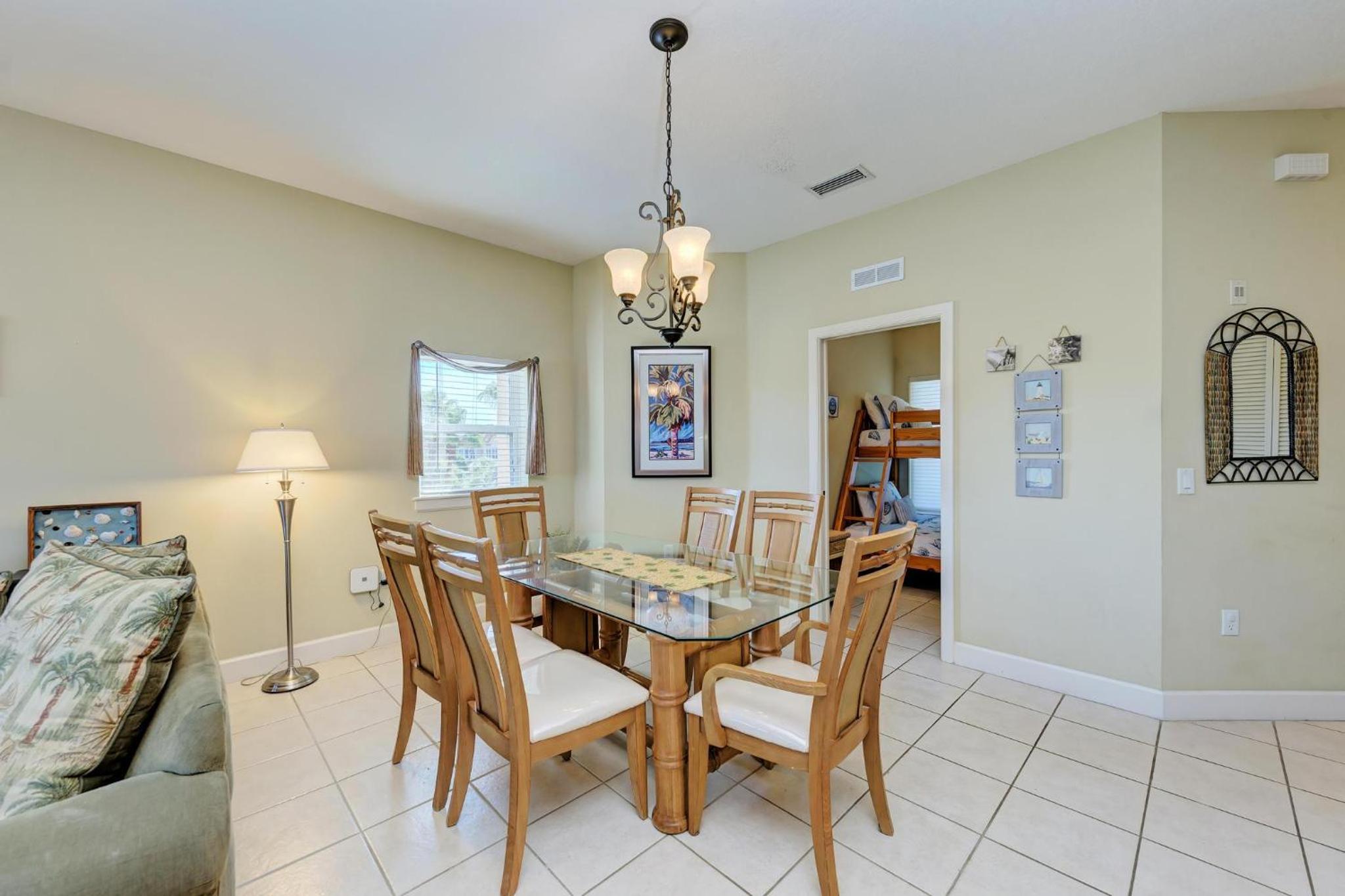 Bradenton Beach Club Bliss-3 Bedroom-2 Bathroom Condo-Elevator-2 Pools-Hottub-Private Beach Access