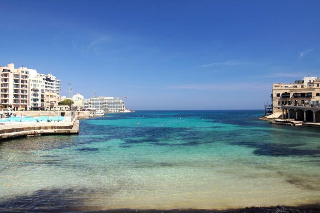 Sliema Central Apartment 2 min from seafront view 2