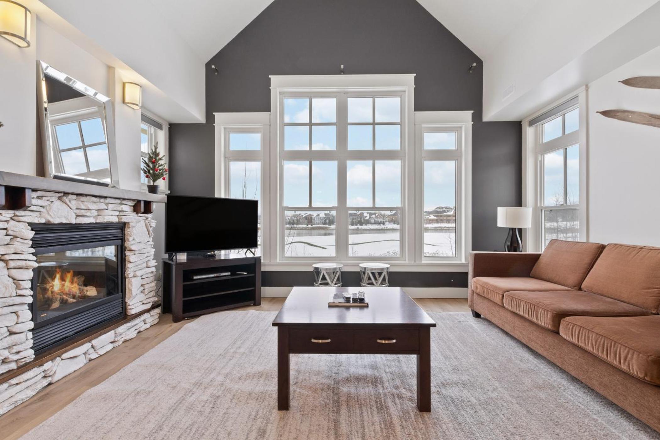 Rivergrass Home with Mountain and Golf Course Views