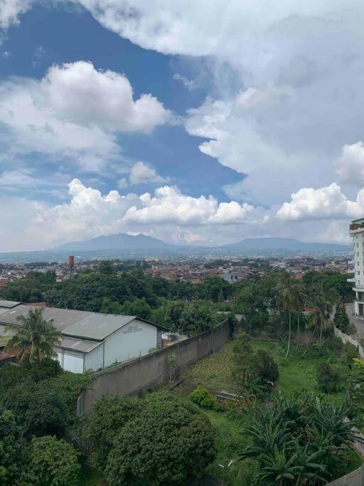 Apartemen Gateway Pasteur Bandung 2 BR Daymentroom R32 view 2