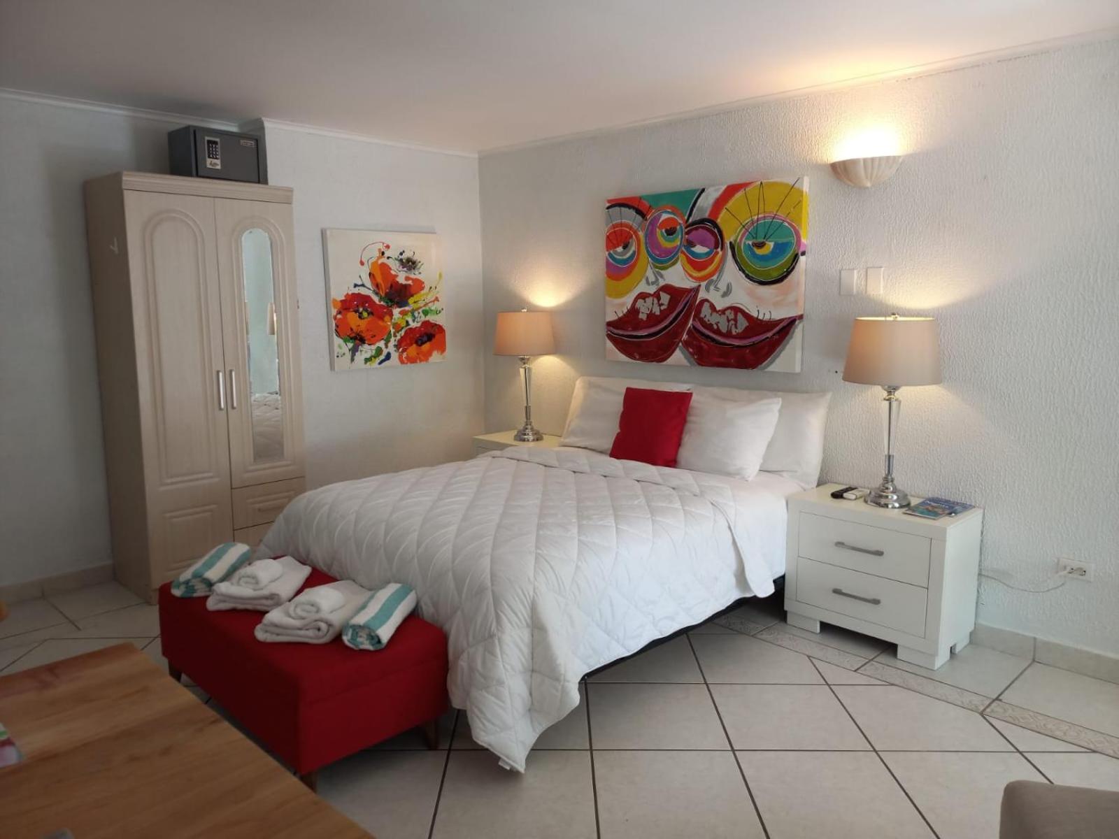 Sunflower Villa Studios
