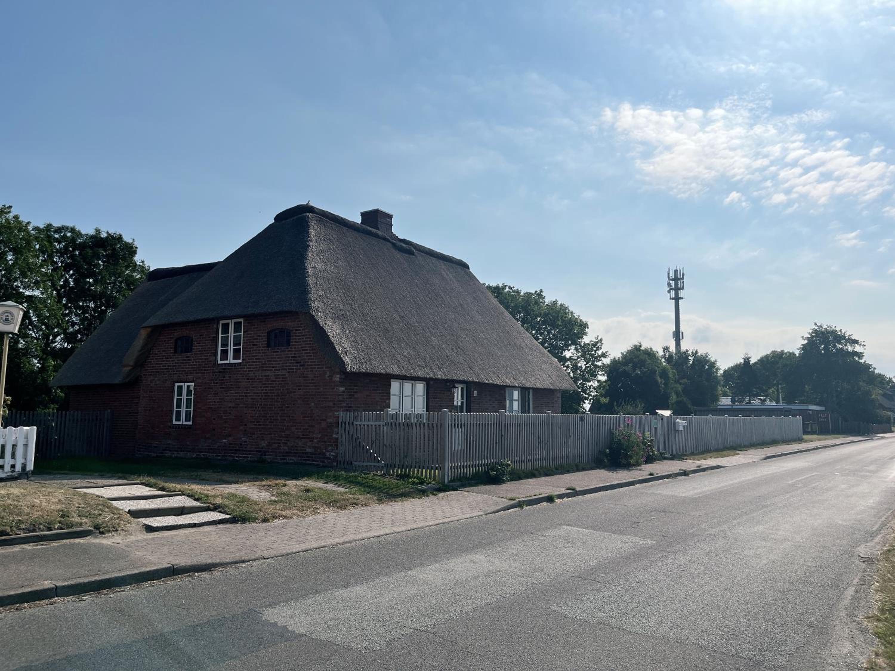 Reetdachhaus auf dem Osterdeich