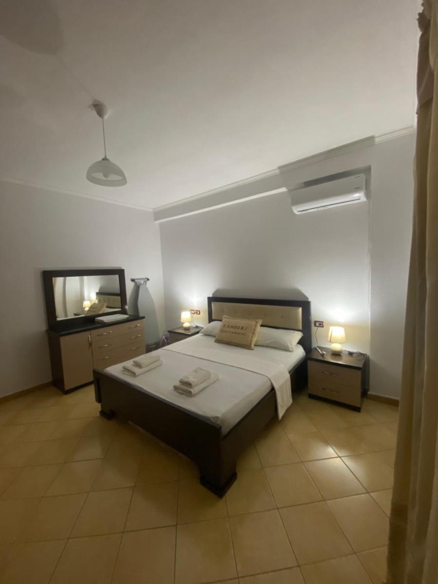 Kamberi Apartment photo 4